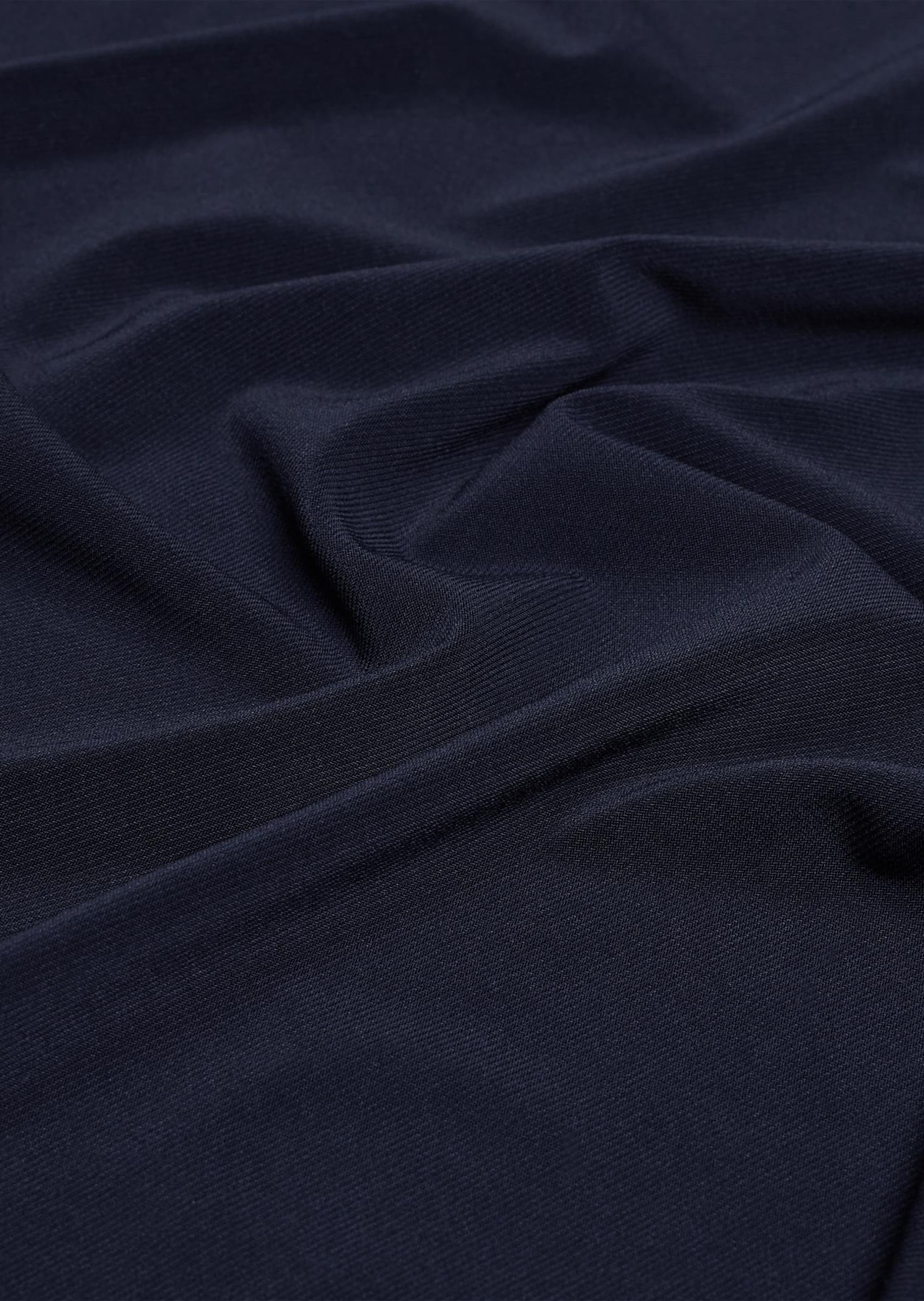 GOLDNER Trägertop »Trageangenehmes Slinky-Top mit Steinchen« Glänzende Schmucksteinchen betonen den Ausschnitt