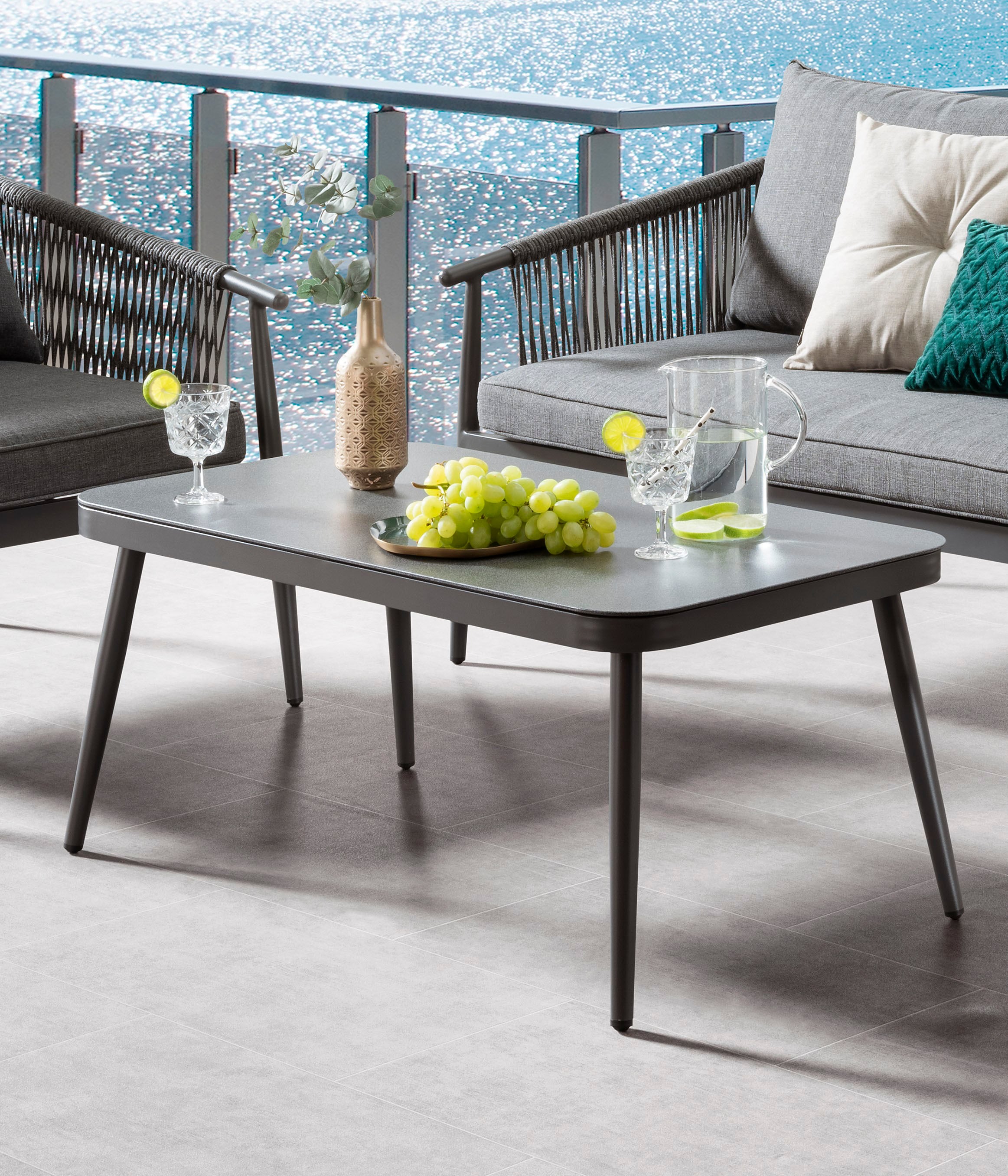 Destiny Gartenlounge-Set »VERONA«, (11 tlg., 1x 2er Sofa, 2x Sessel, 1x Tisch, inkl. Auflagen), Aluminium, Olefin-Rope