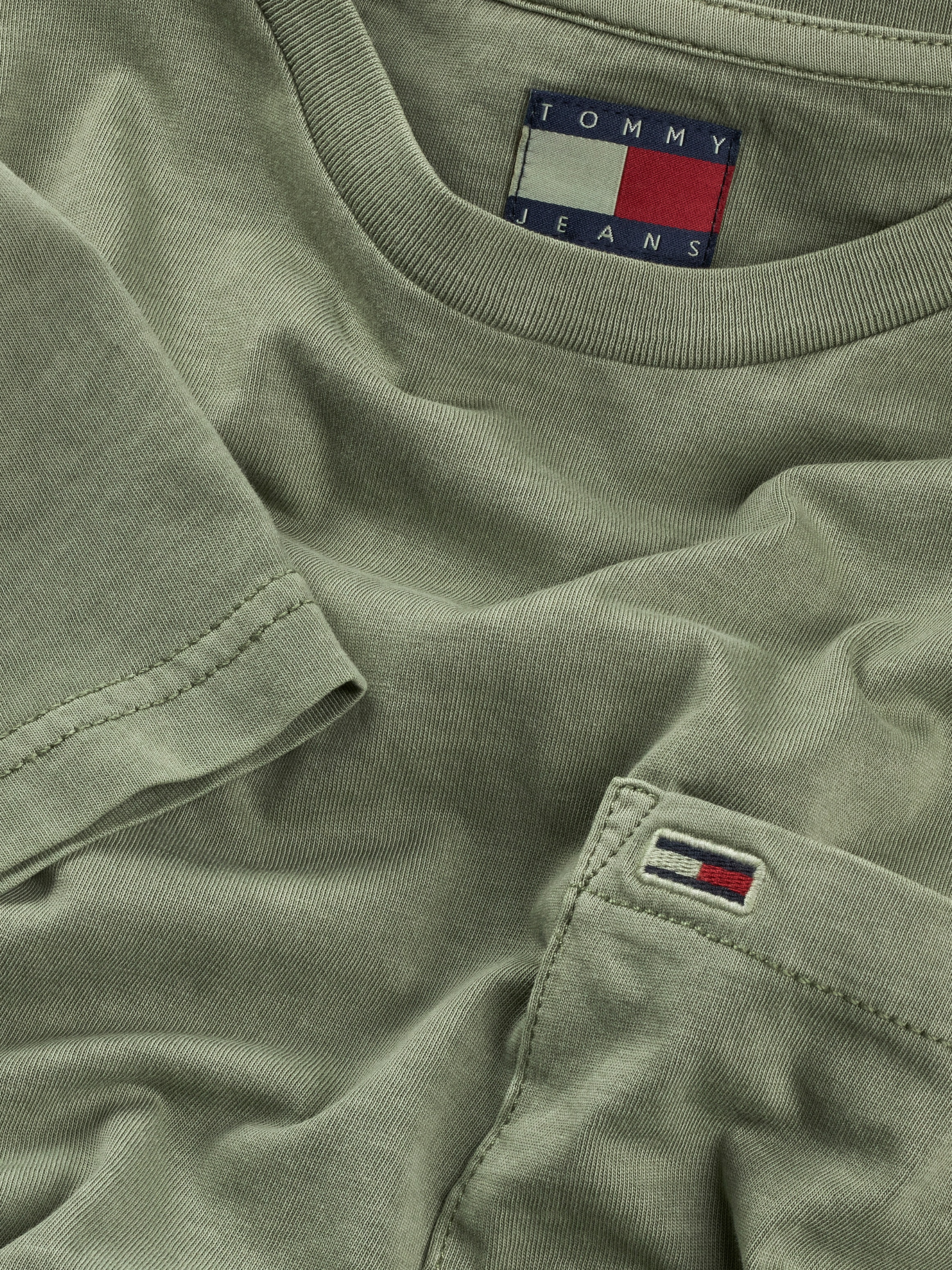 Tommy Jeans T-Shirt »TJM SLIM WASHED POCKET TEE«, in leicht gewaschener Optik