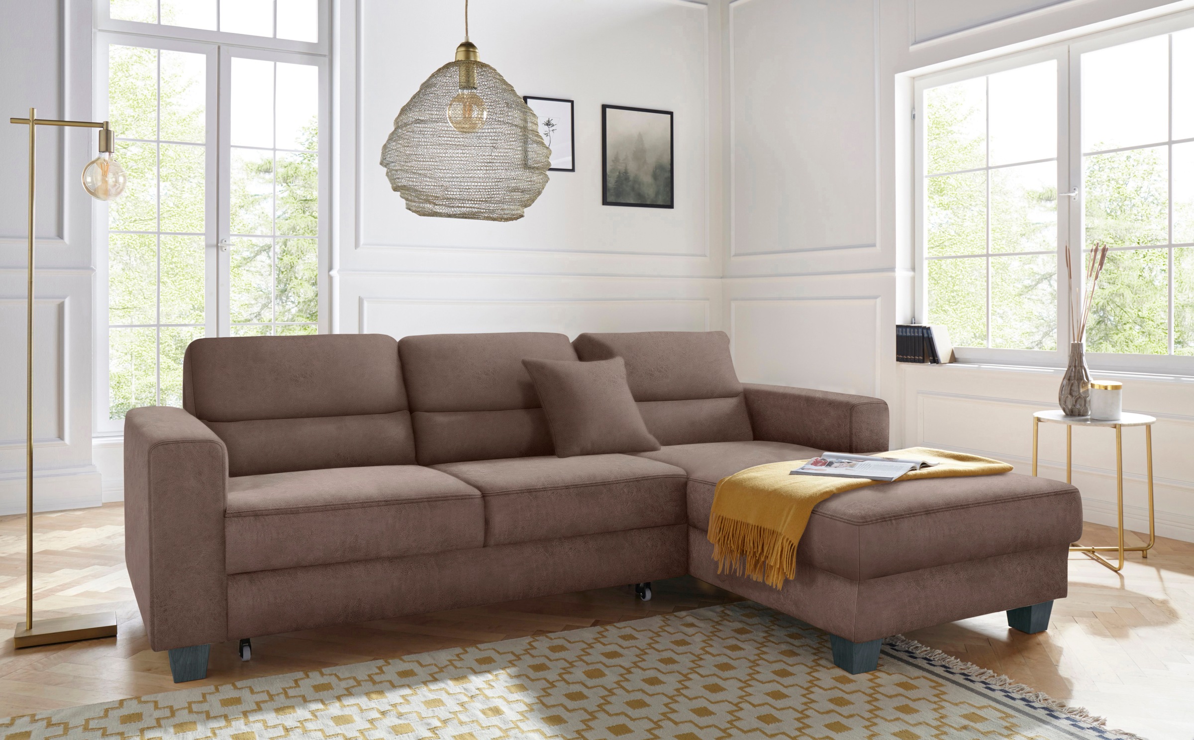 TRENDMANUFAKTUR Ecksofa »Chamber, zeitlos und modern, bequem mit hohem Sitzkomfort, L-Form«, inklusive einer Kopfstütze, wahlweise mit Schlaffunktion