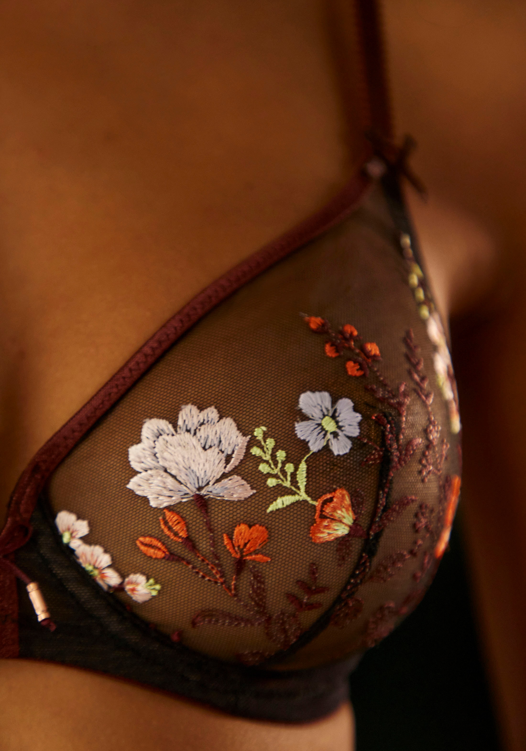 LASCANA Bügel-BH »Maria«, mit Blumen aus stilvoller Stickereispitze, sexy  Dessous bei ♕