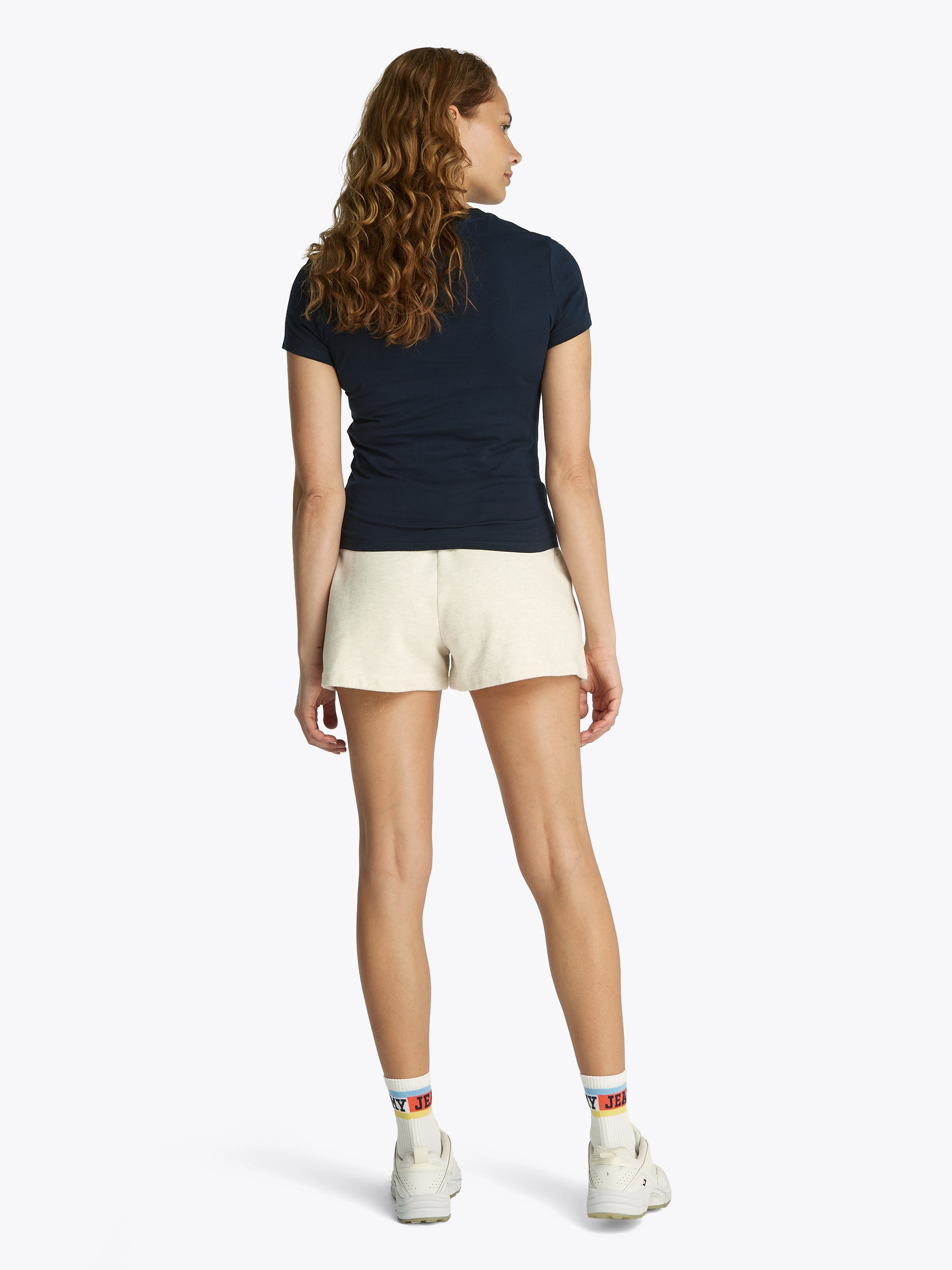 Tommy Jeans T-Shirt »TJW SLIM TONAL LINEAR TEE EXT«, mit Logoschriftzug