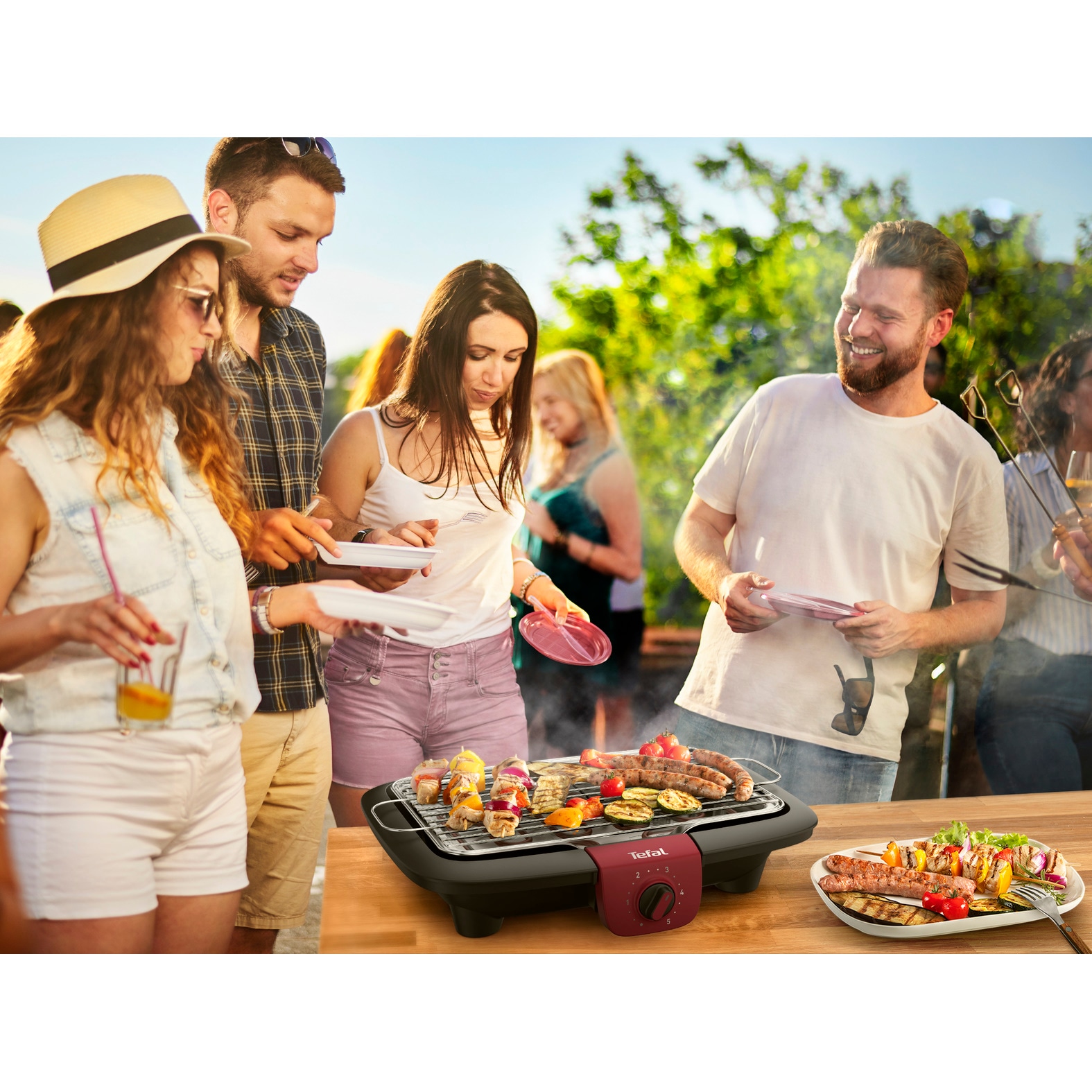 Tefal Tischgrill »Easygrill Adjust, wasserbefüllbare Tropfschale gegen Rauch und Gerüche«, 2300 W, spülmaschinengeeigneter Rost und Tropfschale, platzsparend, BG90E5