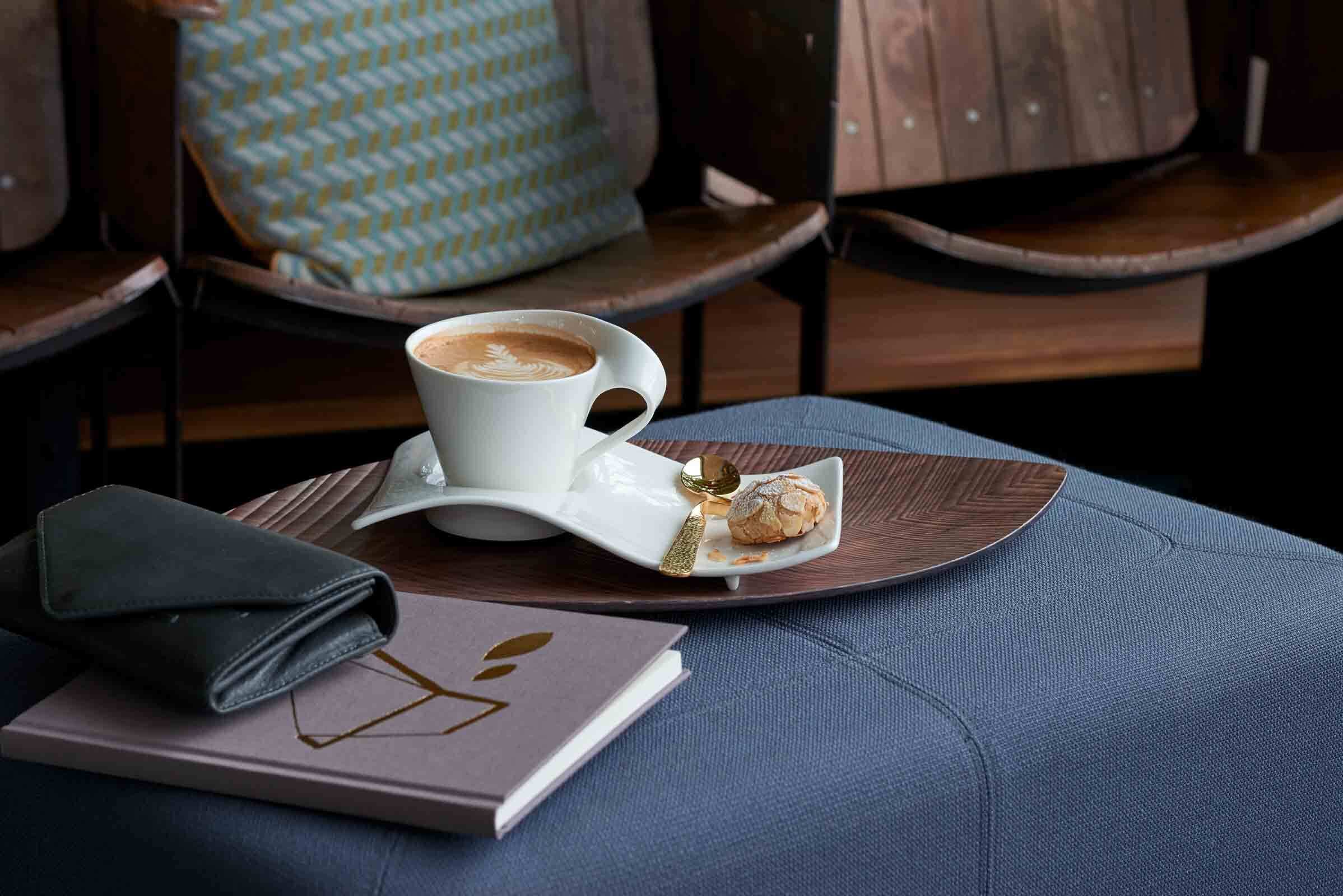 Villeroy & Boch Esslöffel »Kaffeelöffel vergoldet NewWave Caffè Spoon 17,5 cm 6er Set gold« Spülmaschinenfest
