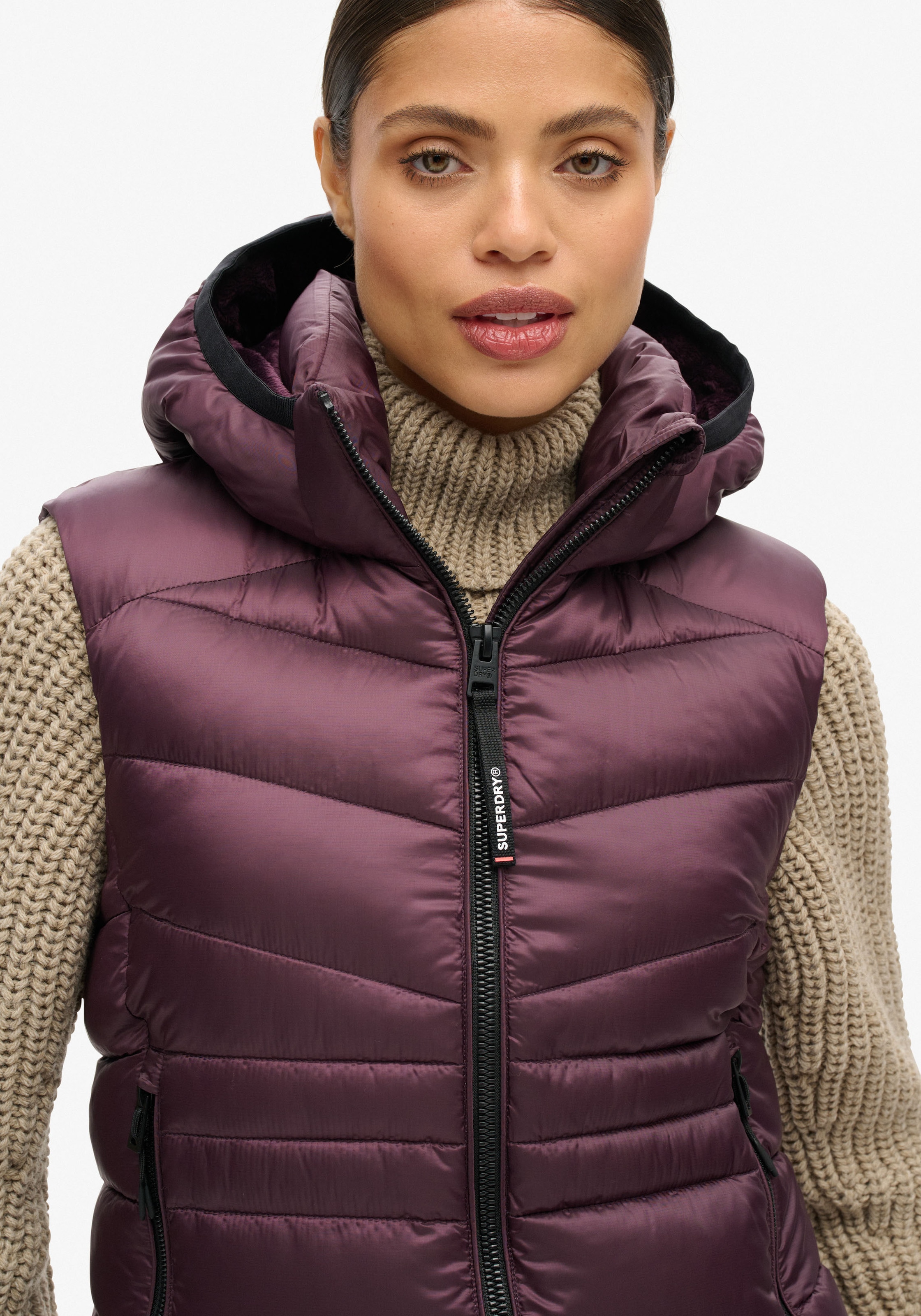 Superdry Steppweste »HOODED FUJI QUILT PADDED GILET«