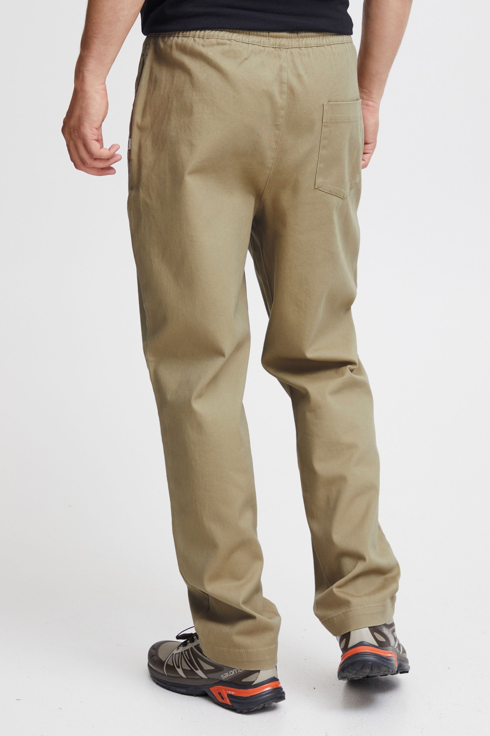 !Solid Chinohose »Chinohose SDGinte«