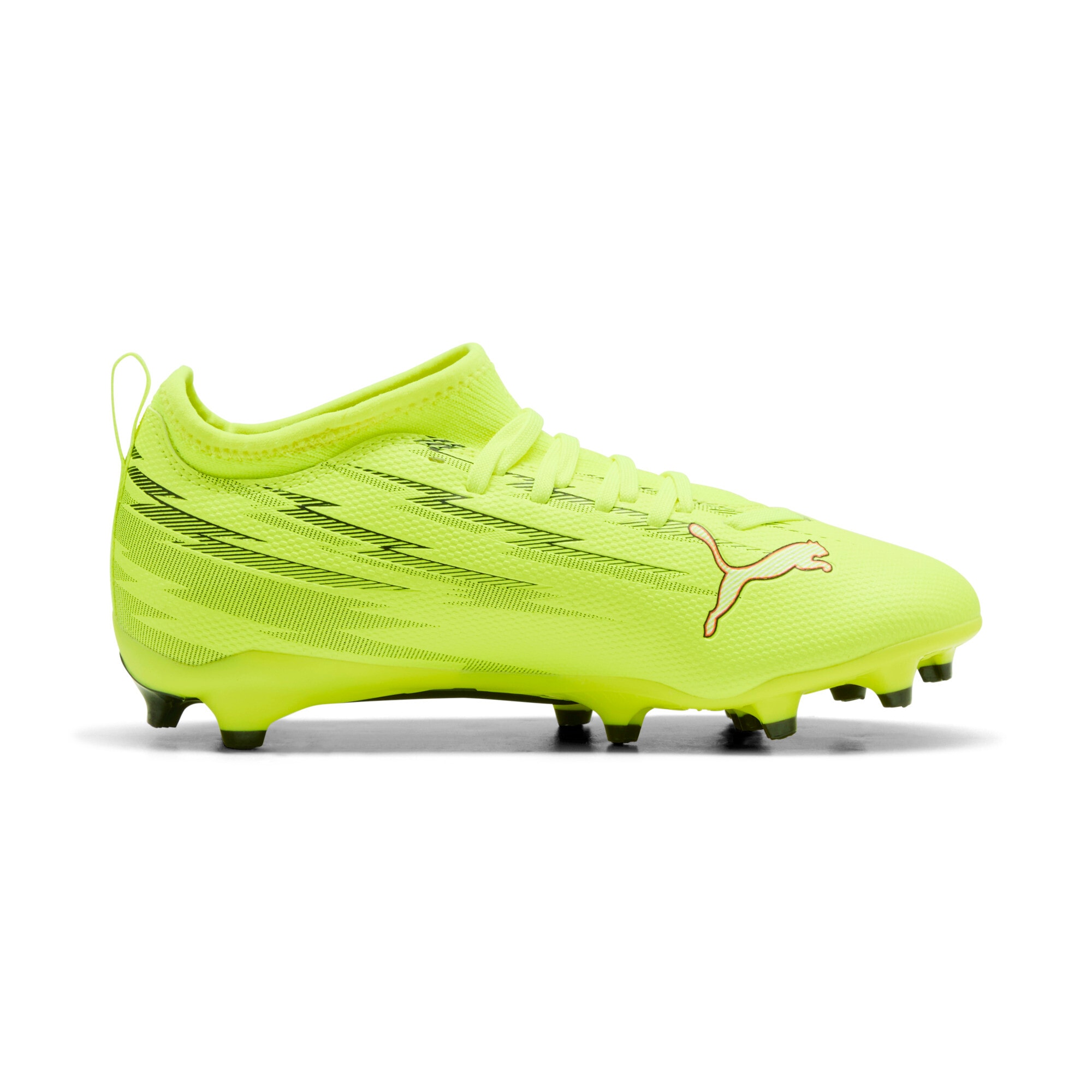 PUMA Fußballschuh »ULTRA 6 MATCH FG/AG JR«  mit Nockenprofil, für festen Halt, atmungsaktives Mesh-Obermaterial