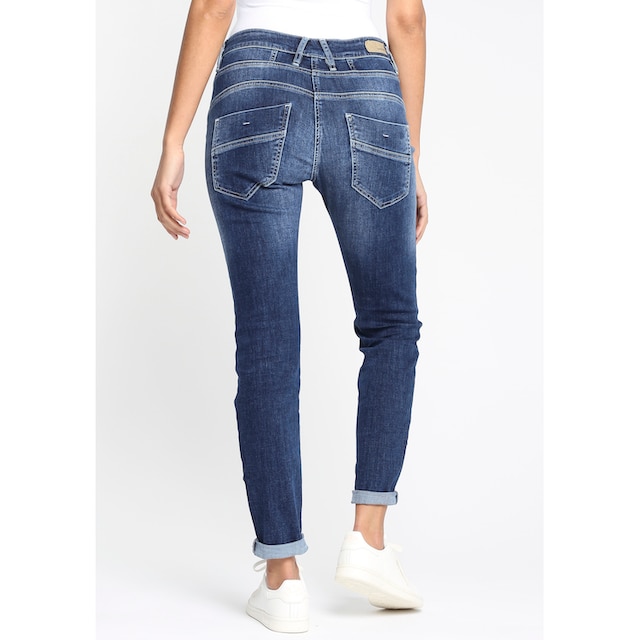 GANG Relax-fit-Jeans »94GERDA«, mit halb offener Knopfleiste bei ♕