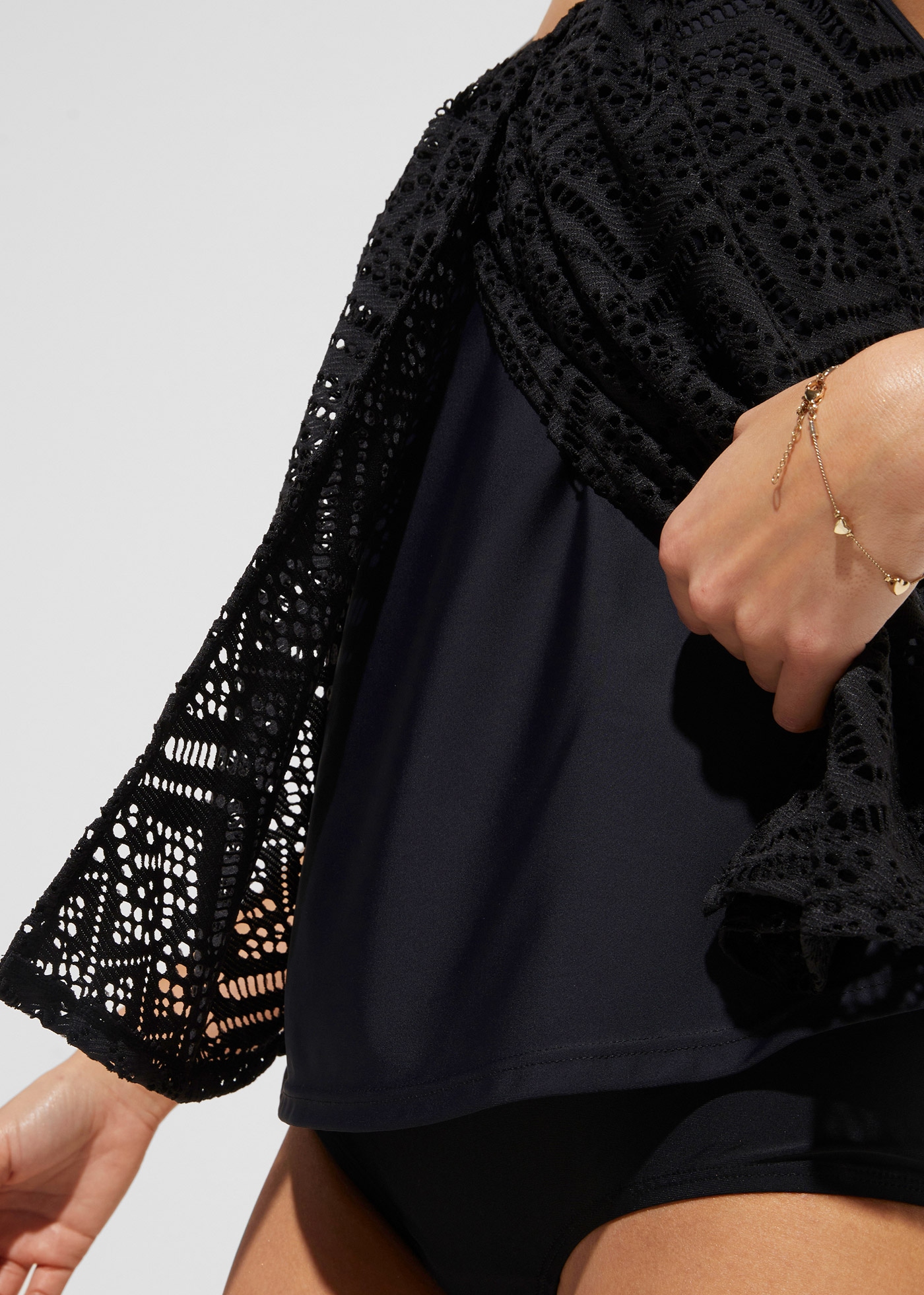 bonprix Tankini-Top »Tankinioberteil aus Spitze« bequeme Passform, unifarben, mit Spitzen-Details