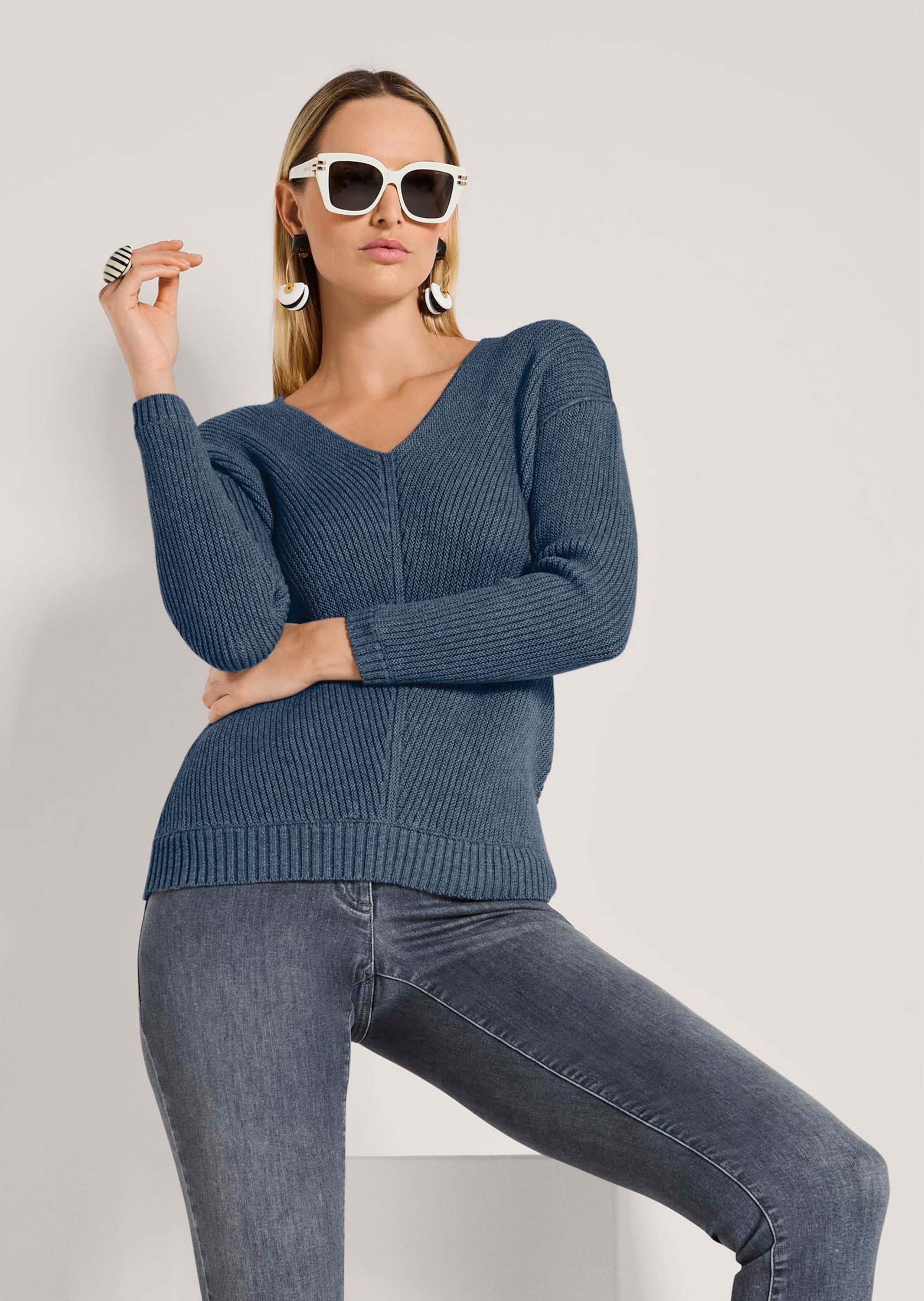 MADELEINE Longpullover »Pullover Langarm-Pullover mit V-Ausschnitt«