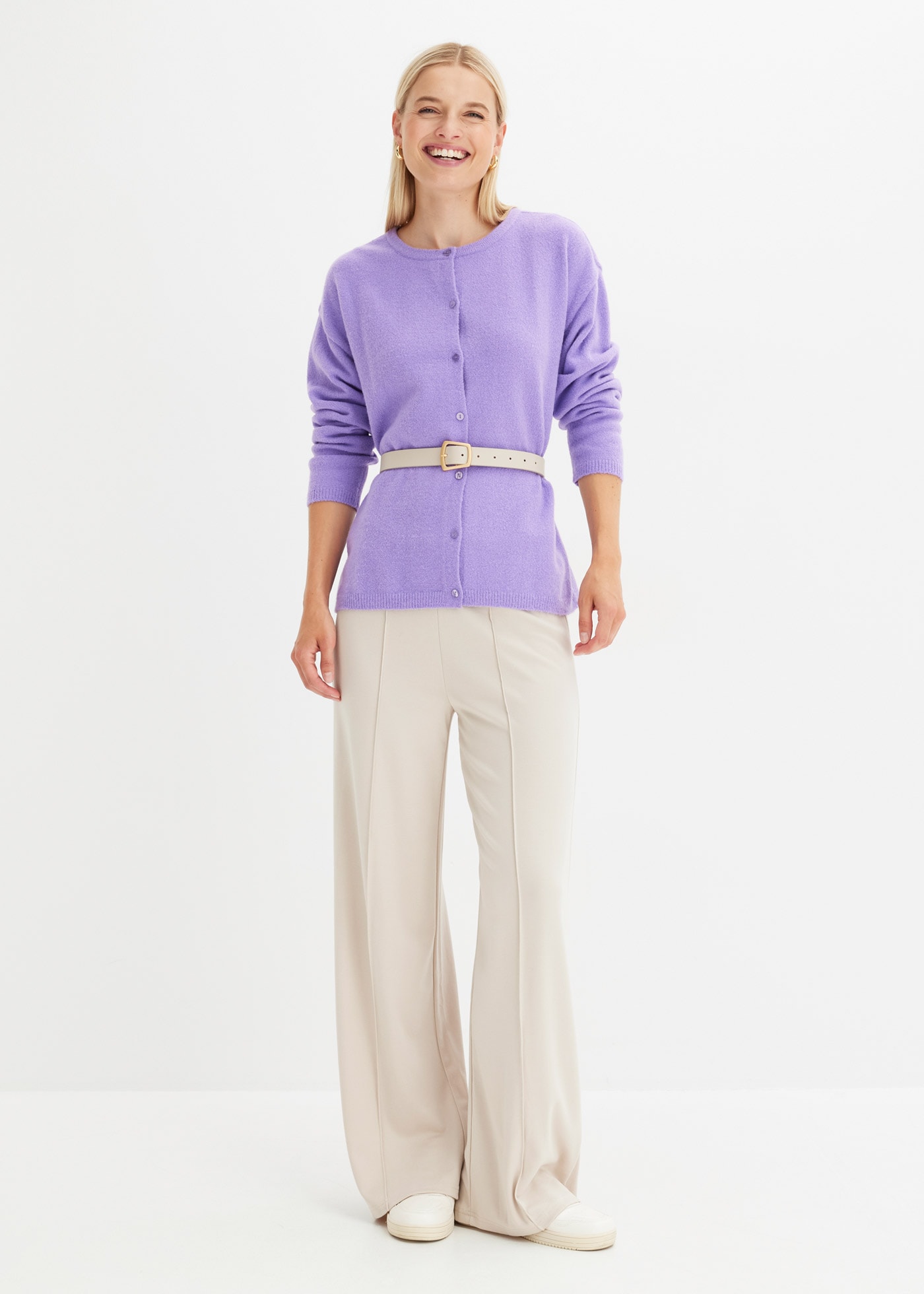 bonprix Strickjacke »Feinstrickjacke« lässig geschnittene Passform, Feinstrick, eleganter Stil