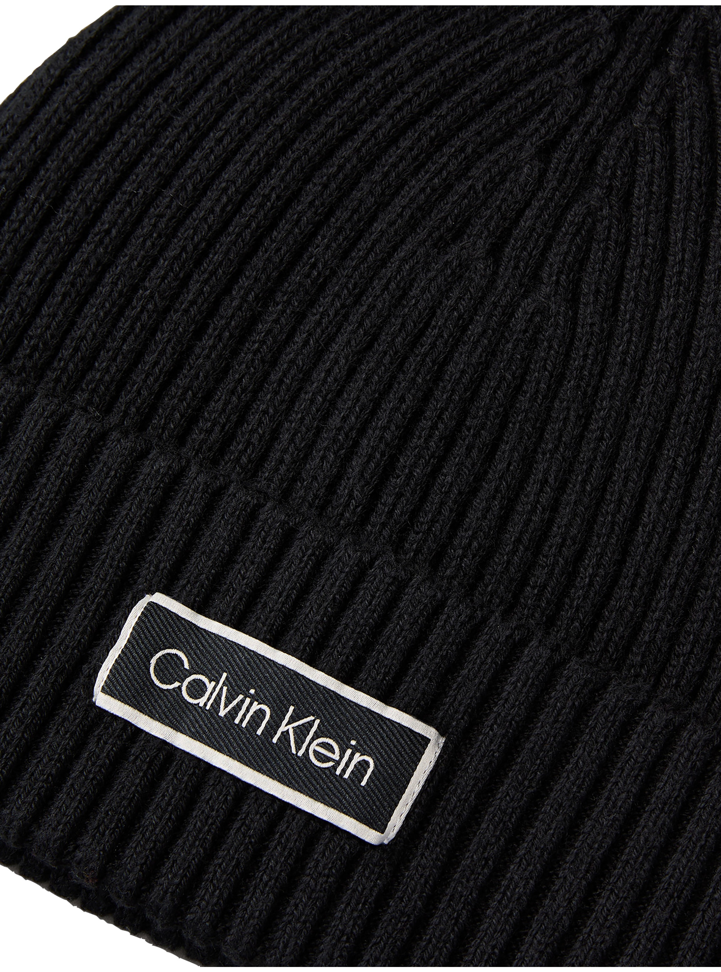 Calvin Klein Beanie »PATCH CHUNKY RIB COTTON BEANIE« Regular fit mit aufgenähtem Markenlogo