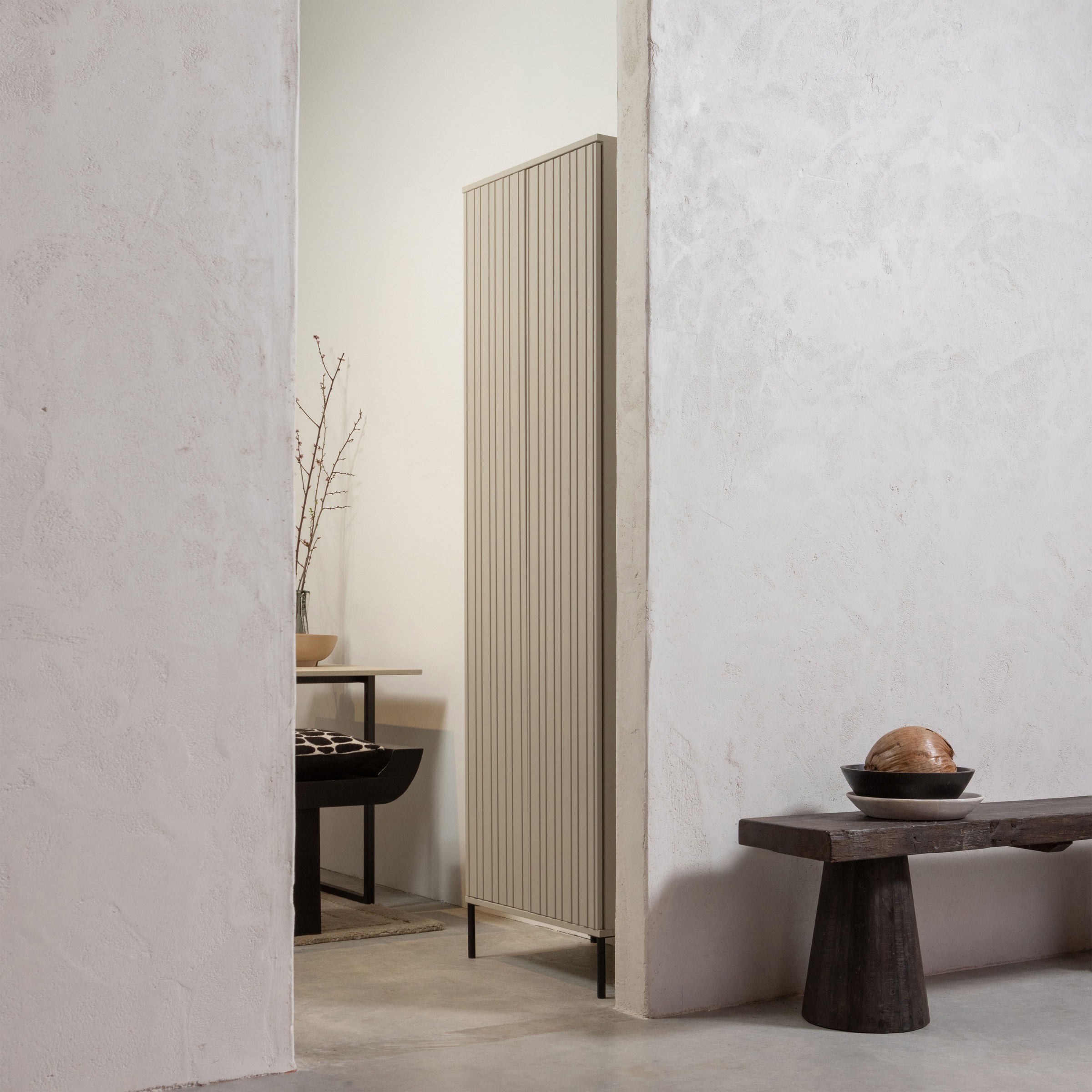 WOOOD Garderobenschrank »New Gravure, Mehrzweckschrank mit 5 Fächern« Gravure New Hochschrank von WOOOD mit Stauraum, Stil und Push-to-Open