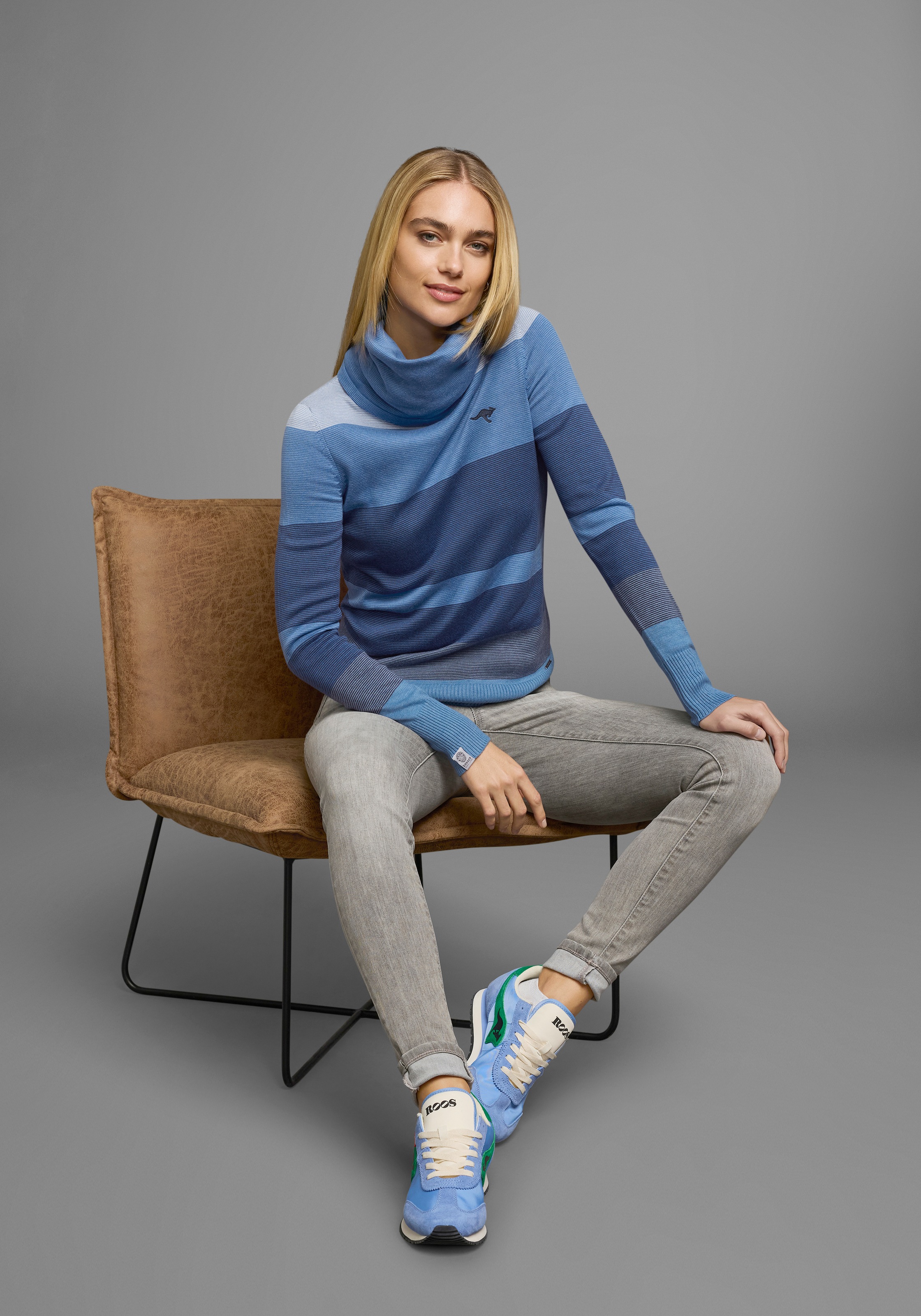 KangaROOS Rollkragenpullover, gestreift mit hohem Stehkragen