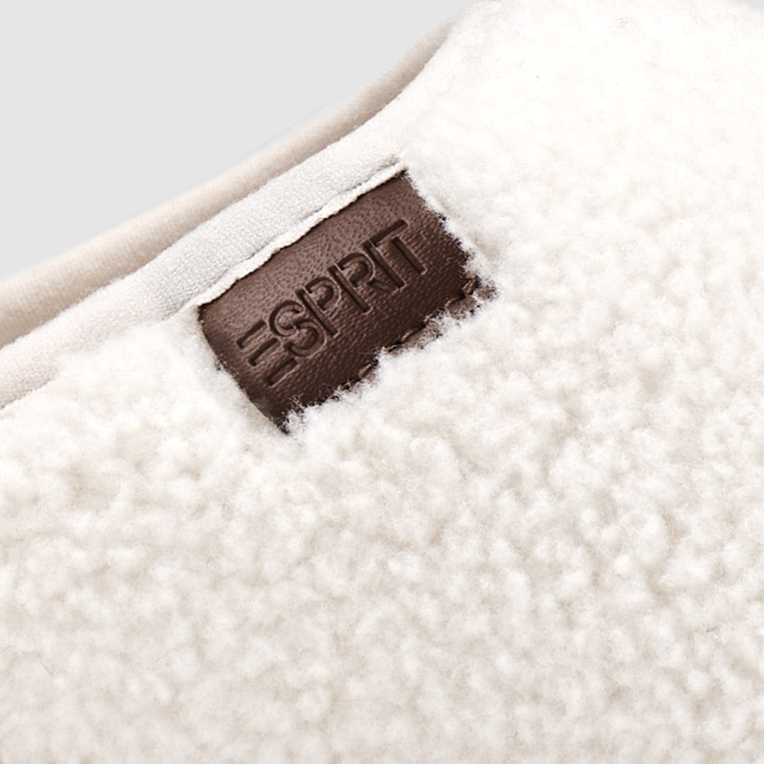 Esprit Pantoffel »DORY«  Wohlfühlschuh, Hausschuh, Homeslipper mit Warmfutter