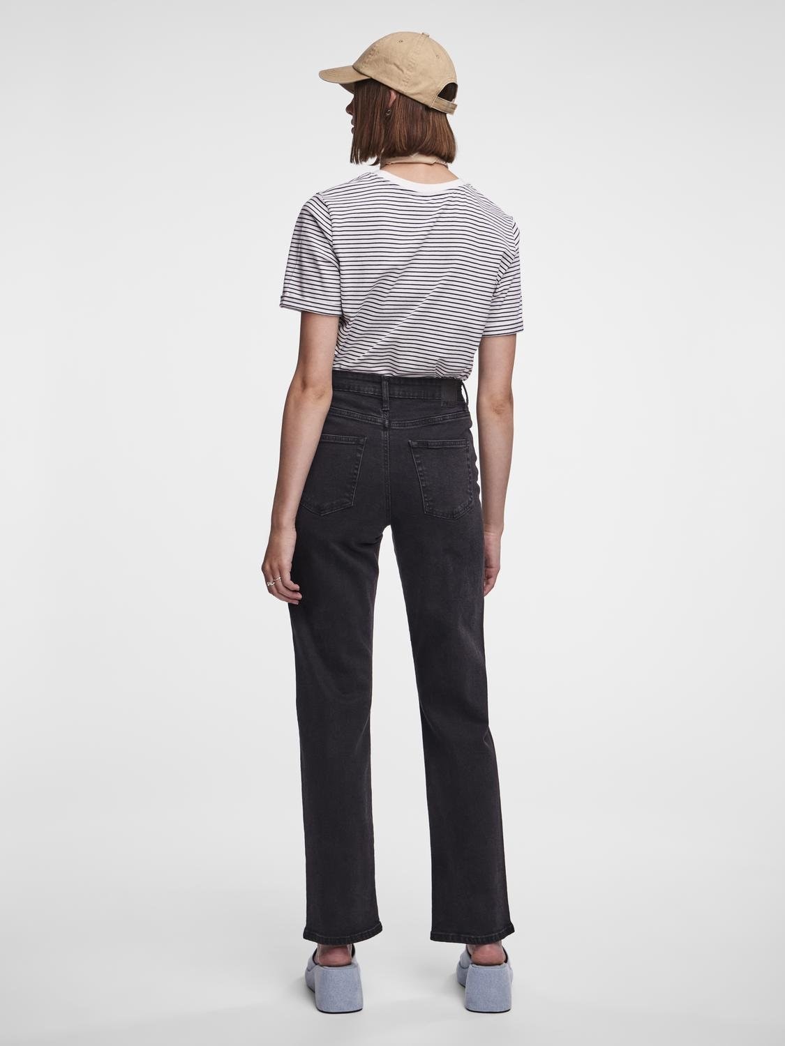 pieces Straight-Jeans »PCKELLY HW STRAIGHT JEANS BL102 NOOS BC«