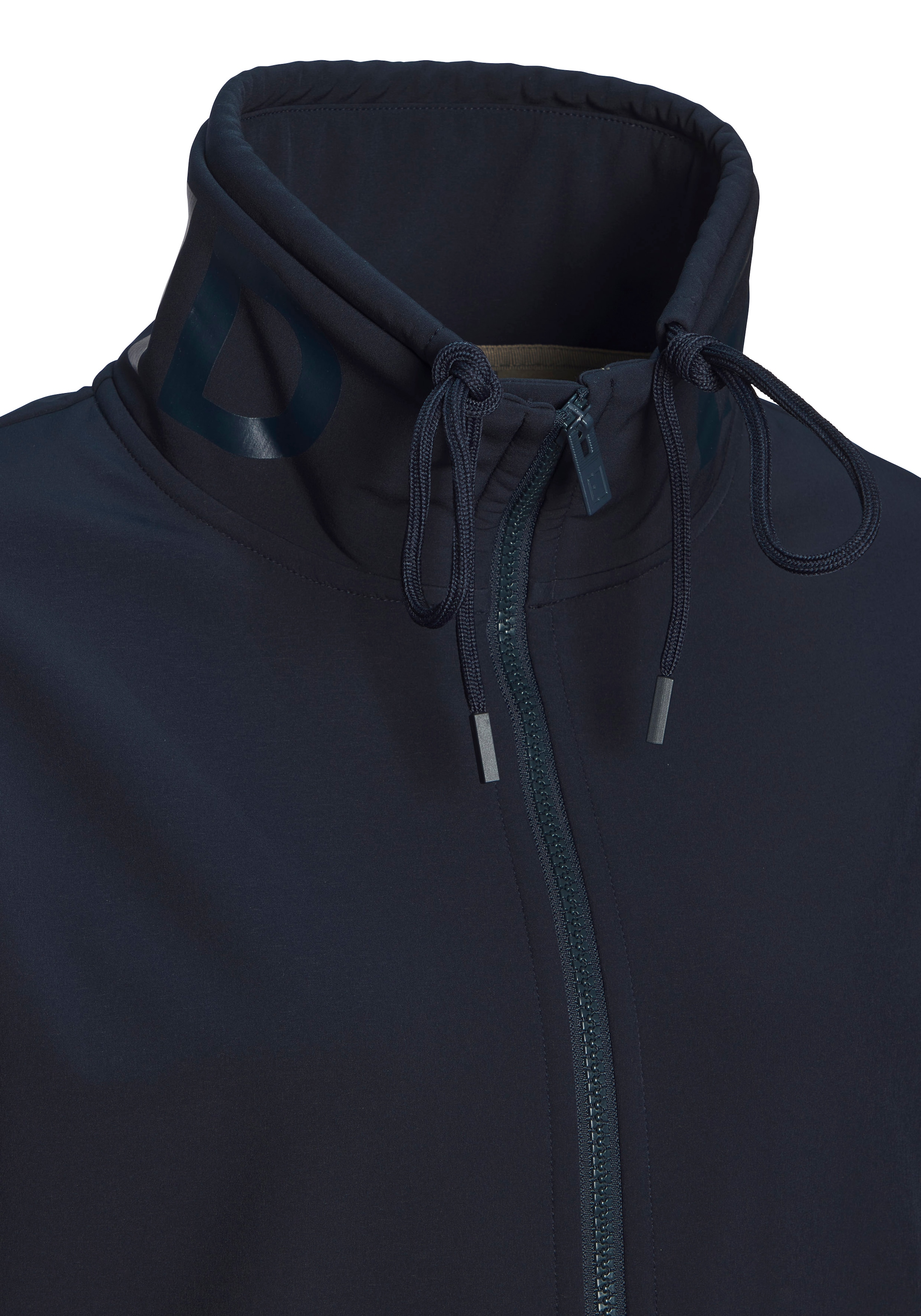 Elbsand Softshelljacke mit hohem, verstellbaren Kragen