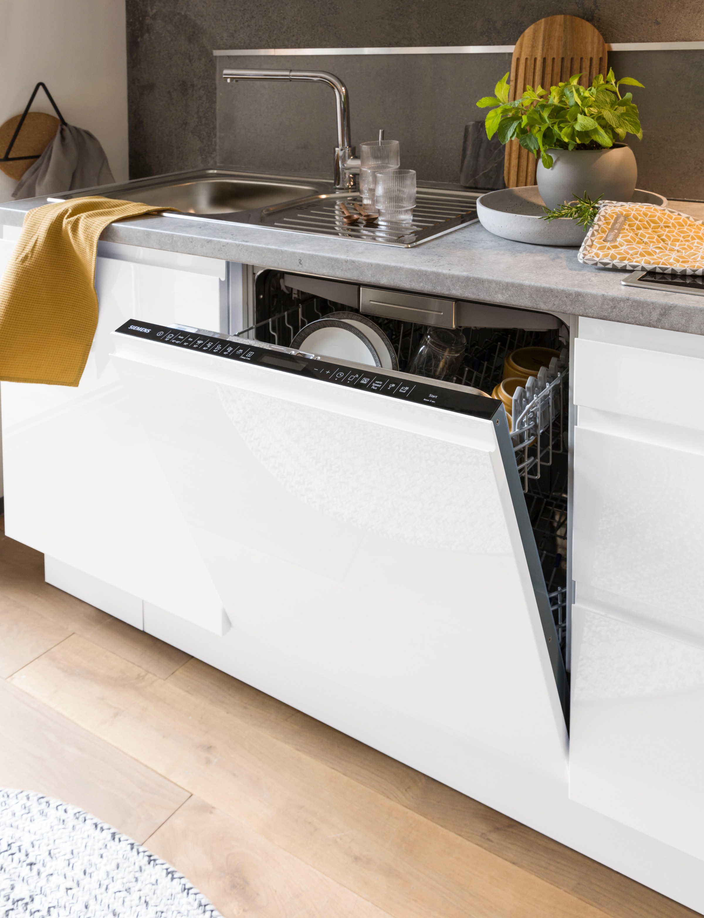 OPTIFIT Arbeitsplatte »Luzern«, 38 mm stark, Tiefe 60 cm, große Auswahl an Breiten