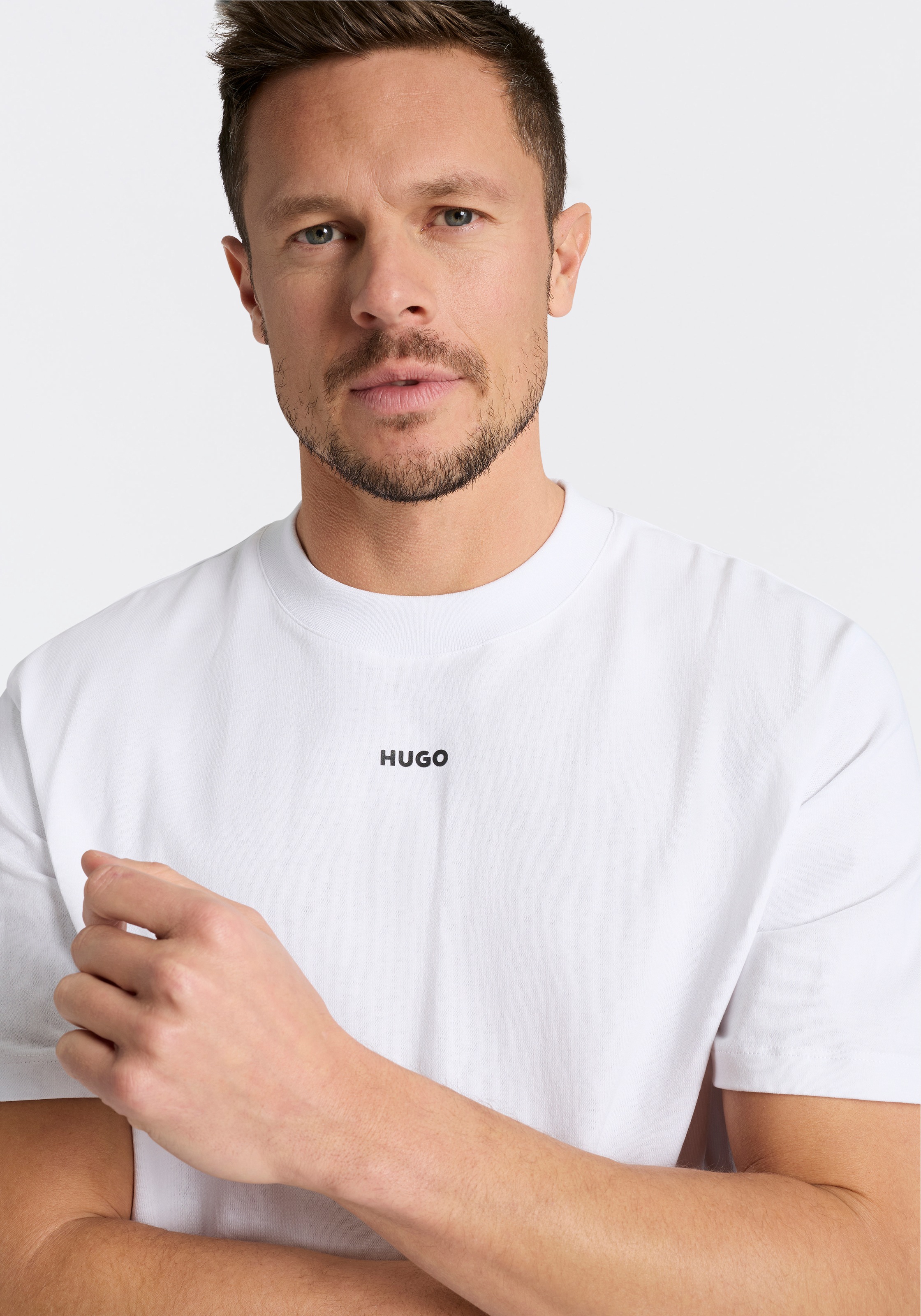 HUGO T-Shirt Rundhalsausschnitt, Relaxed Fit, Logo-Print