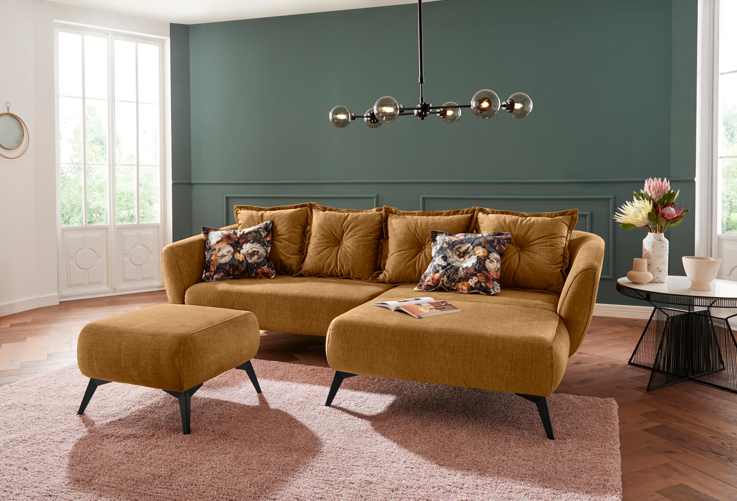 Home affaire Ecksofa »Baggio romantische Polsterecke, bequem,  Breite 277 cm, L-Form« Zierkissen inklusive, schwarze Metallfüße