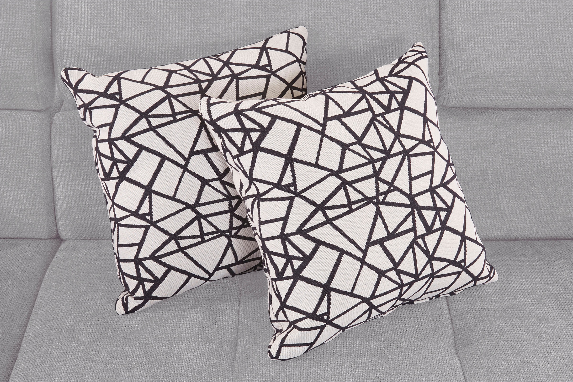 COTTA Ecksofa »Mia L-Form mit 3 Zierkissen«, wahlweise mit Bettfunktion, Bettkasten, Beleuchtung & Wireless-Charger