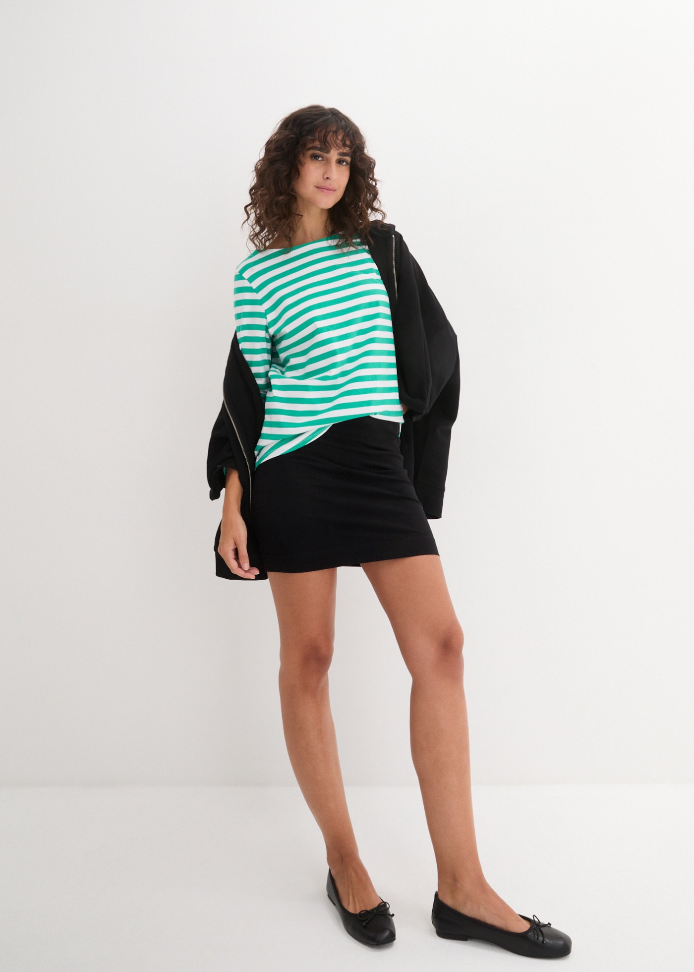 bonprix Sweatjacke Oversize-Passform, mit Kapuze, aus Baumwolle