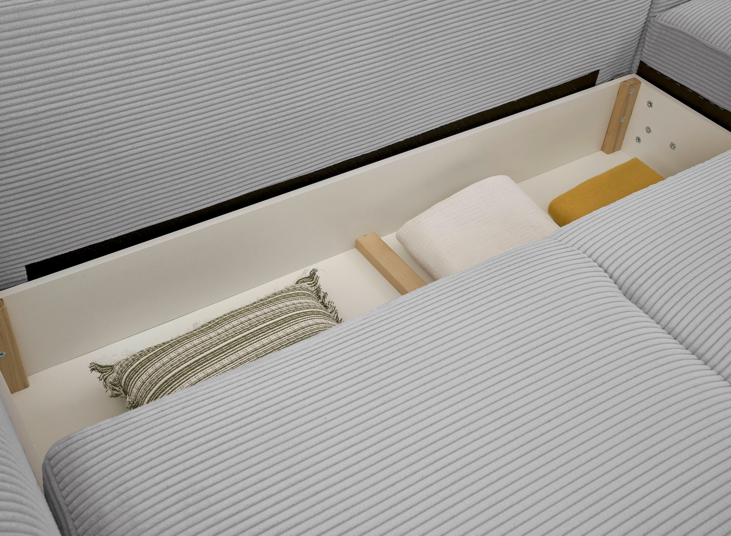ED EXCITING DESIGN Ecksofa »Angelina L-Form«, mit Bettfunktion, Bettkasten & 5 Zierkissen