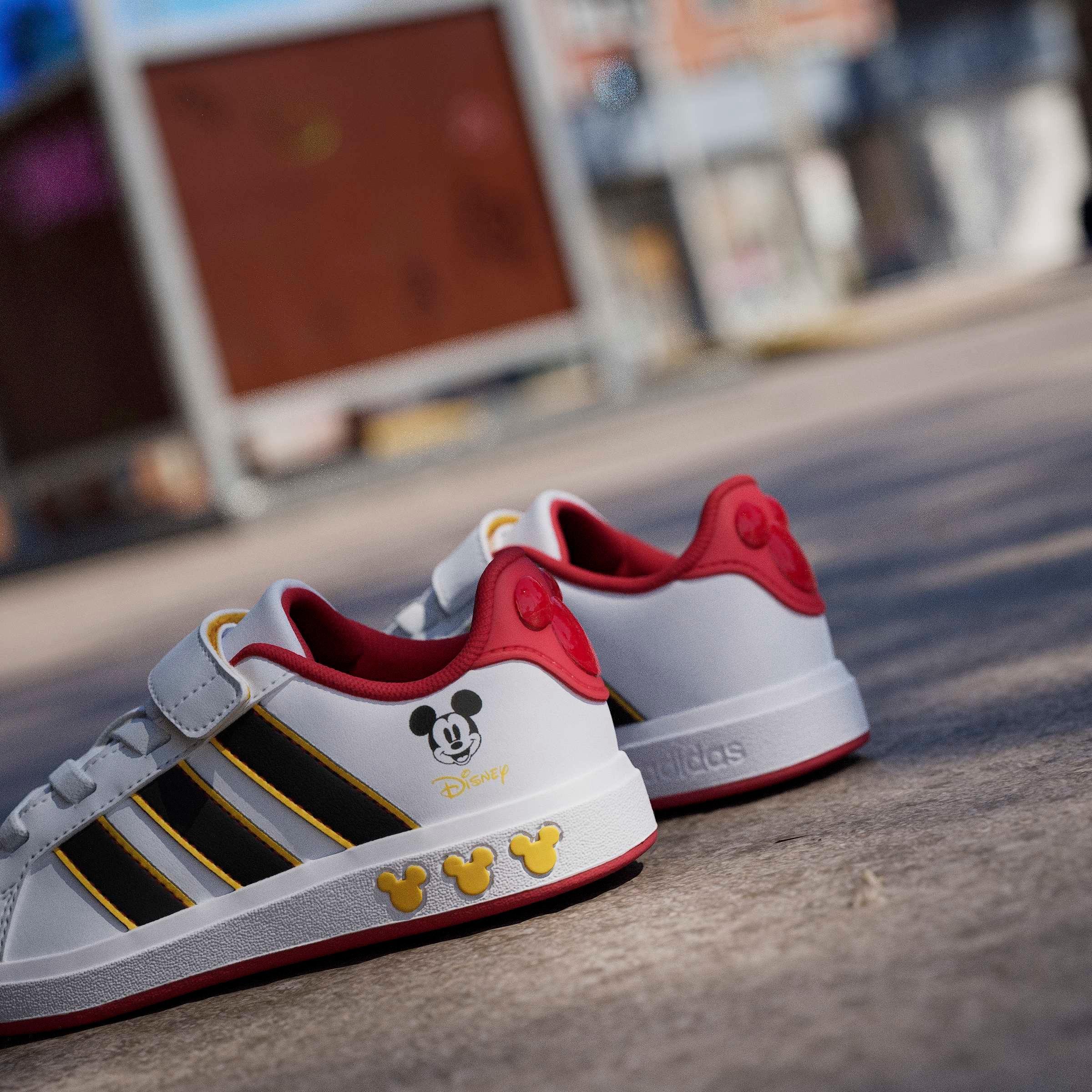 adidas Sportswear Sneaker »ADIDAS DISNEY MICKY MAUS GRAND COURT  KIDS«  für Kinder & Jugendliche