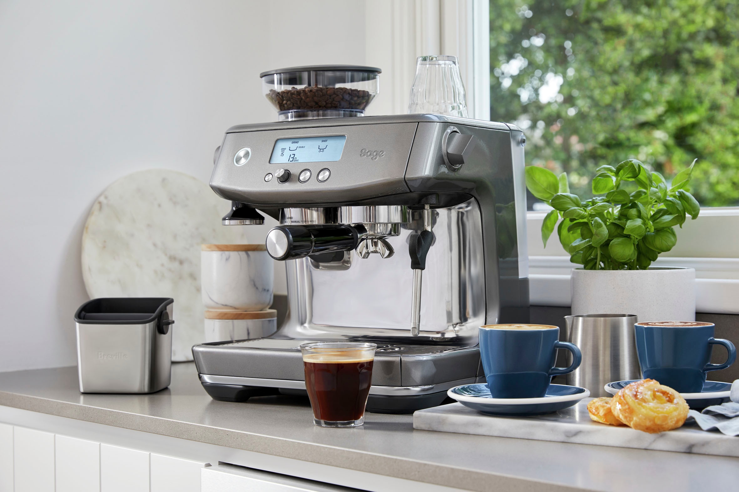 Sage Espressomaschine »»The Barista Pro, SES878BSS4EEU1««, Gebürstetes  Edelstahl mit 3 Jahren XXL Garantie