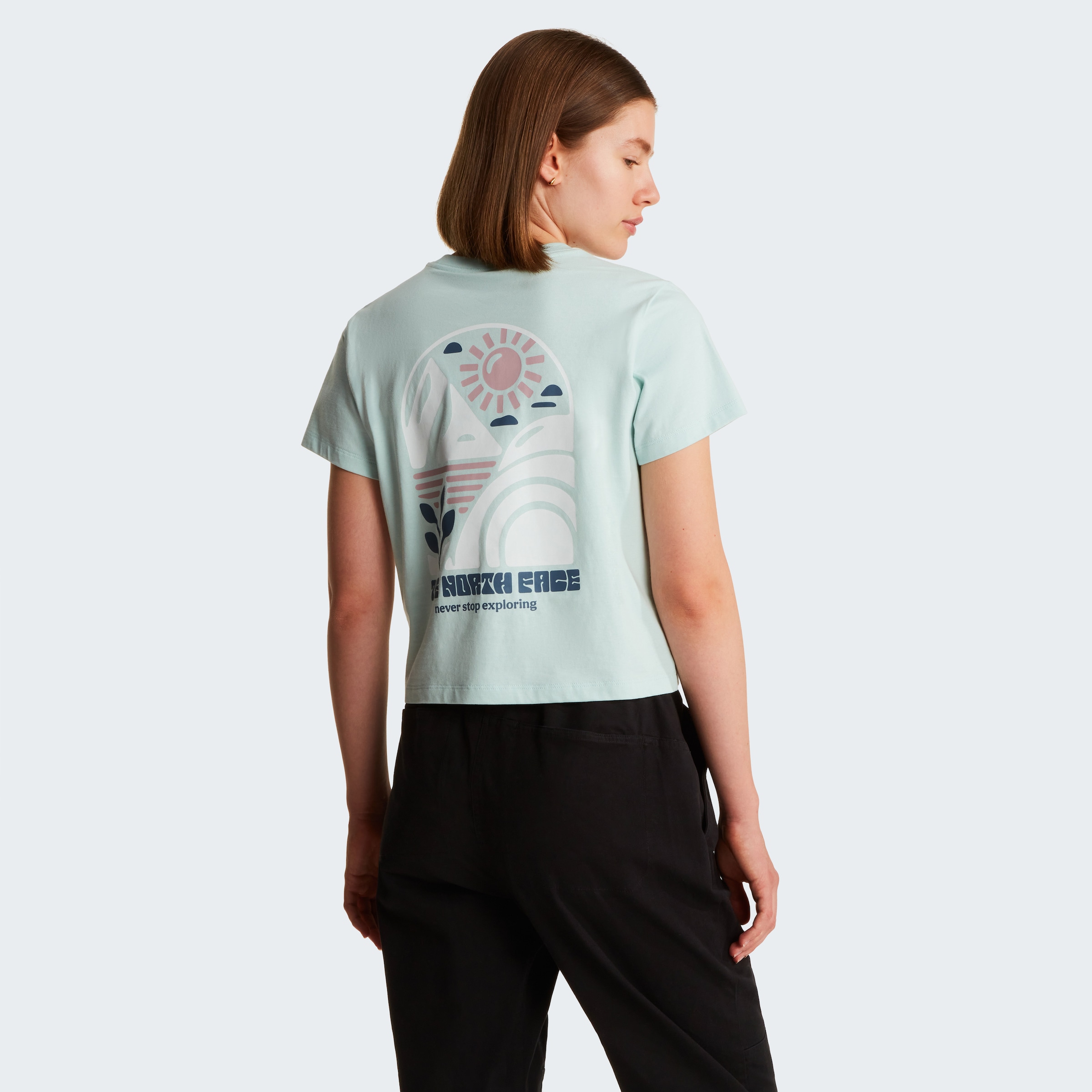 The North Face T-Shirt »W SUN REGULAR SHORT SLEEVE CUTIE TEE-GRAPHIC« sportlicher Stil, Kurzarm, für vielseitige Aktivitäten