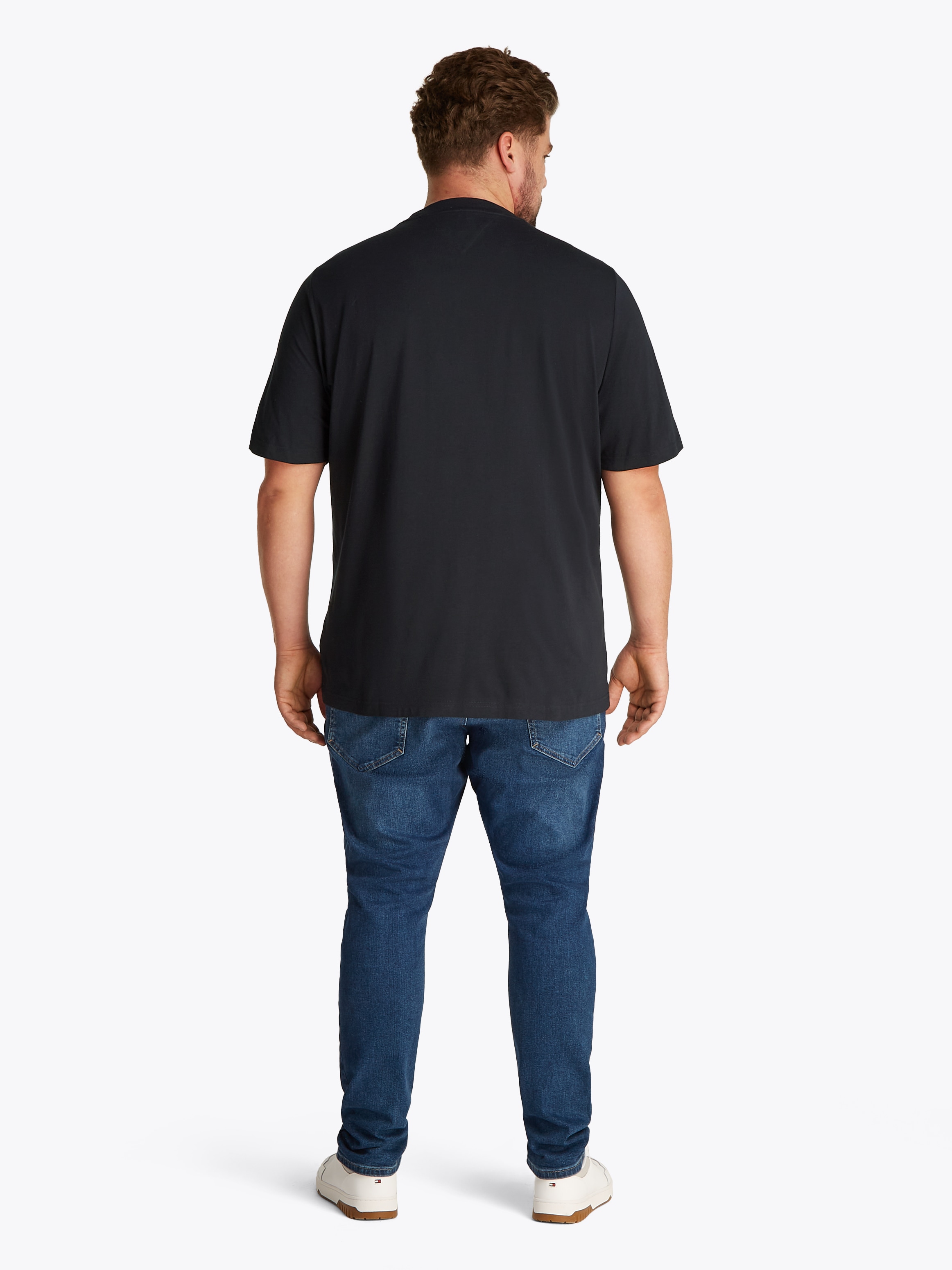 Tommy Hilfiger Big & Tall T-Shirt »BT-HILFIGER CENTER STACK TEE-B«, Große Größen, mit mehrfarbigen Print