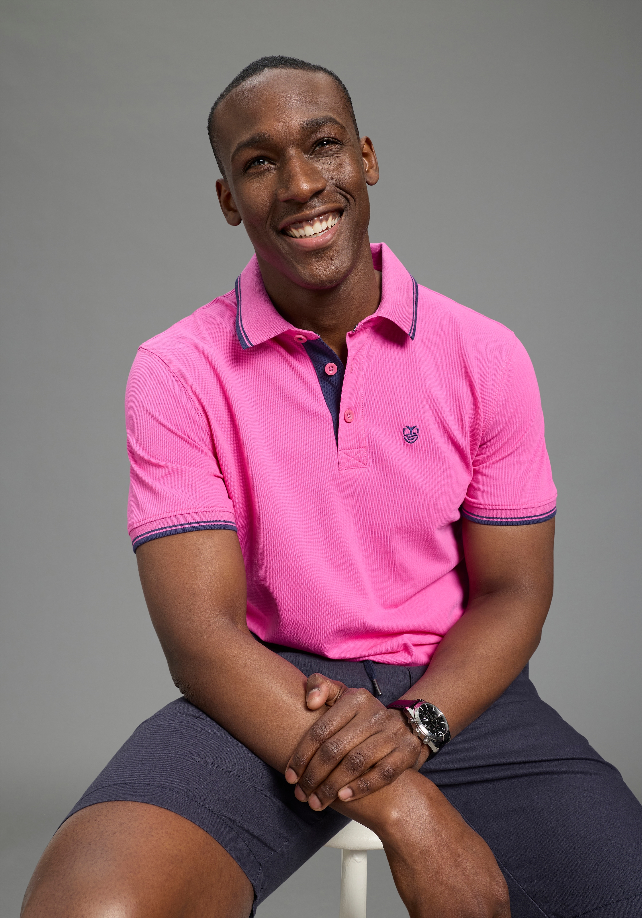 DELMAO Poloshirt »Neue Kollektion!« normale Passform, Kurzarm, mit Stickerei