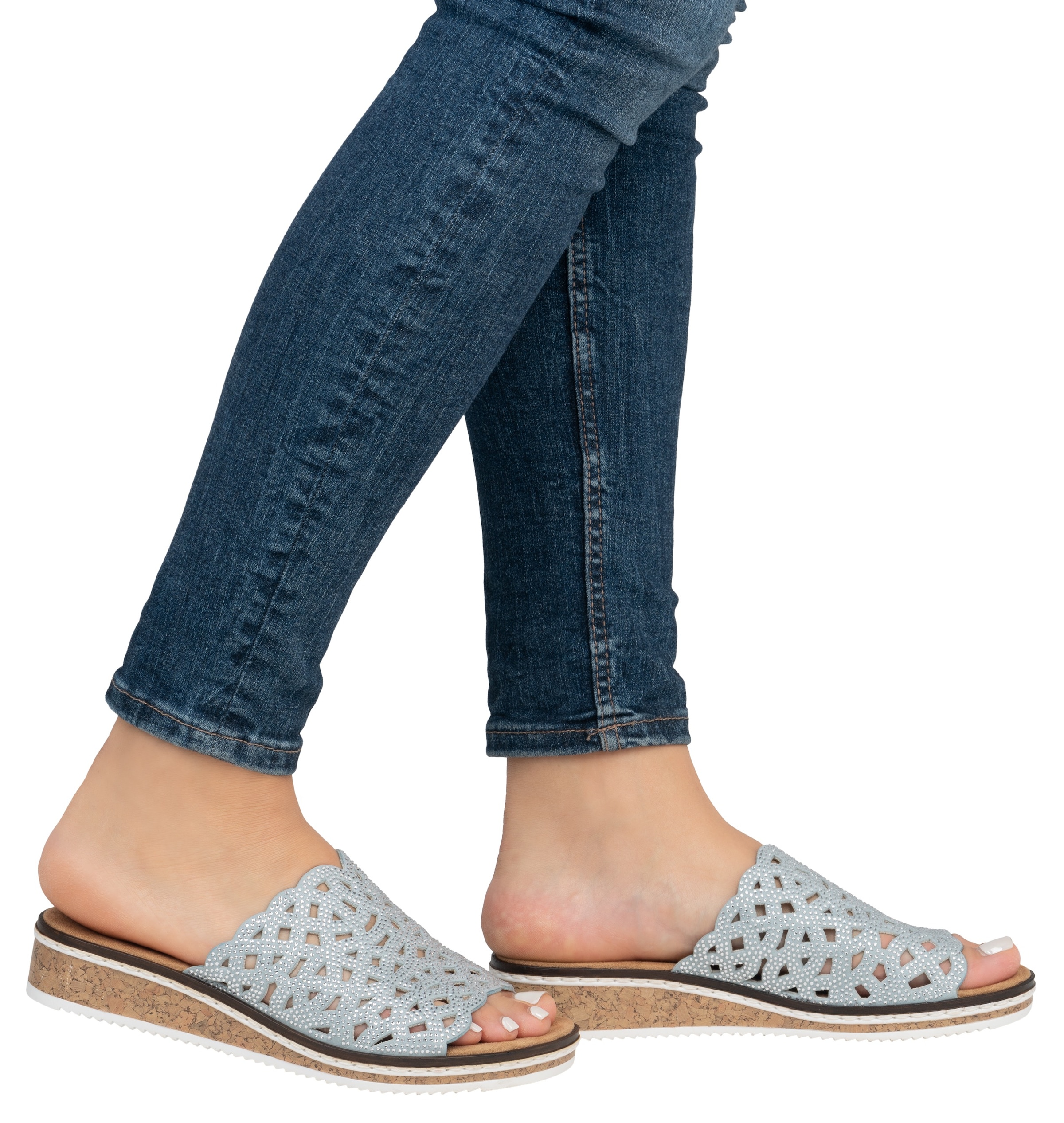 Rieker Pantolette, Sommerschuh, Schlappen, Hausschuh, Keilabsatz mit Perfortion