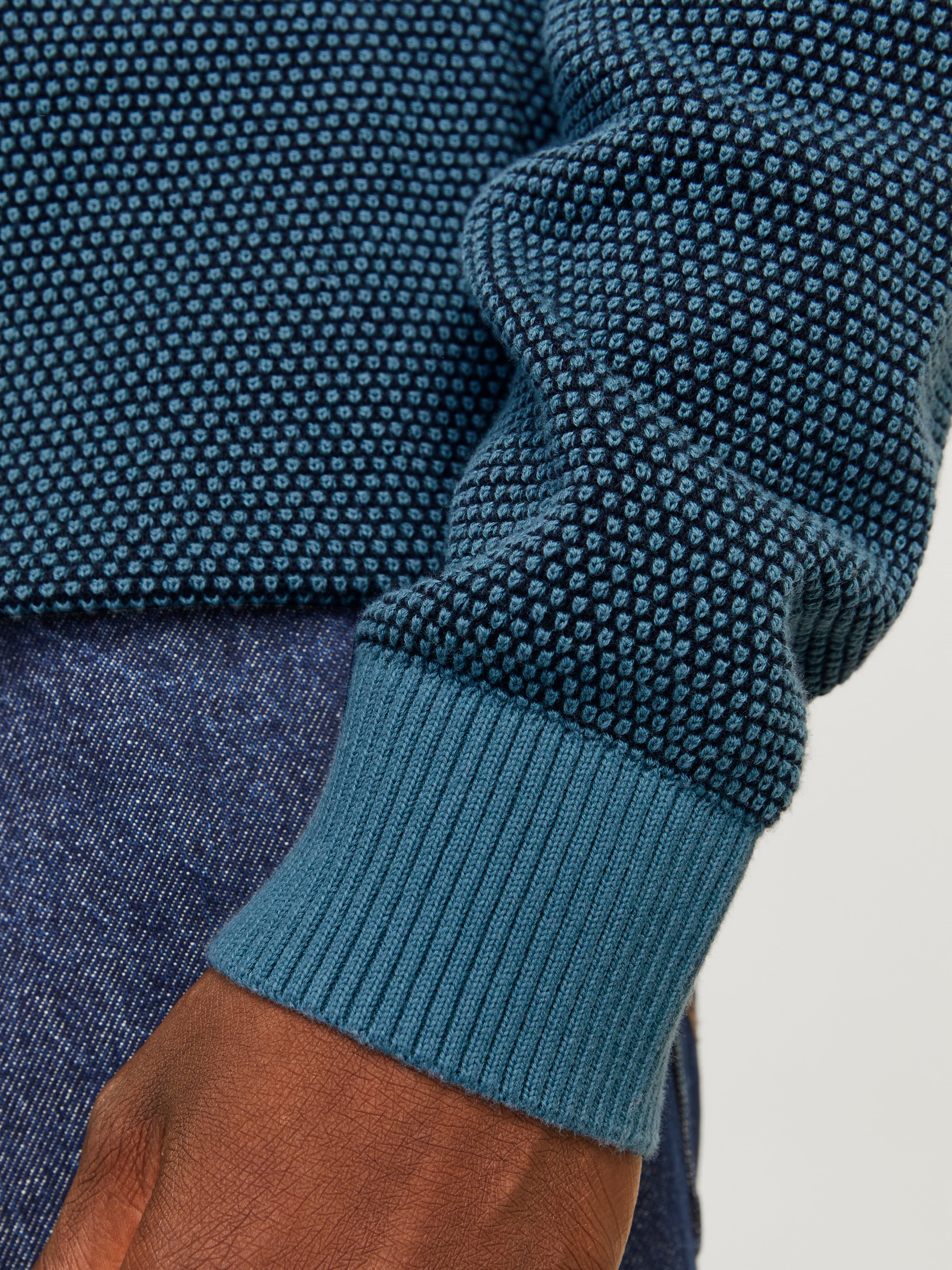 Jack & Jones Rundhalspullover »JJEGLOBE KNIT CREW NECK NOOS«, in Strick Optik