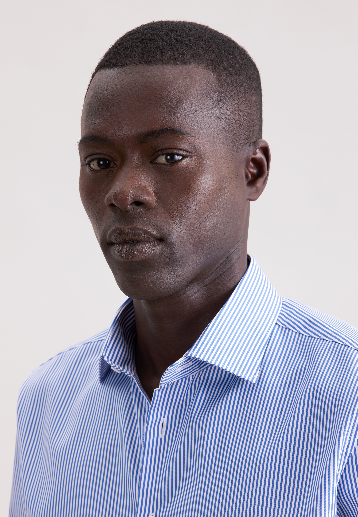 seidensticker Businesshemd »Schwarze Rose« X-Slim 1/1 Kentkragen Gestreift