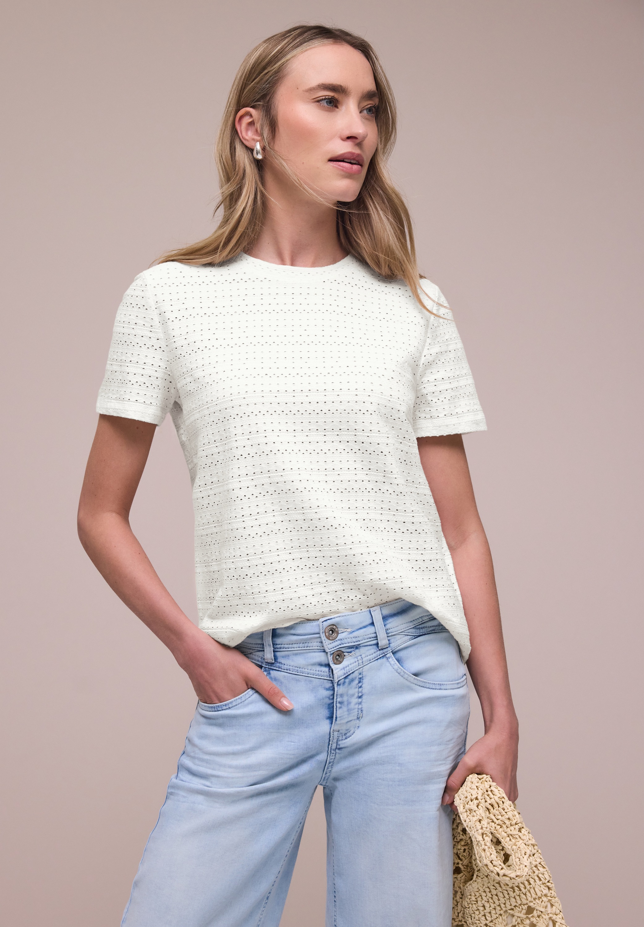 STREET ONE Kurzarmshirt mit Rundhals aus Spitze