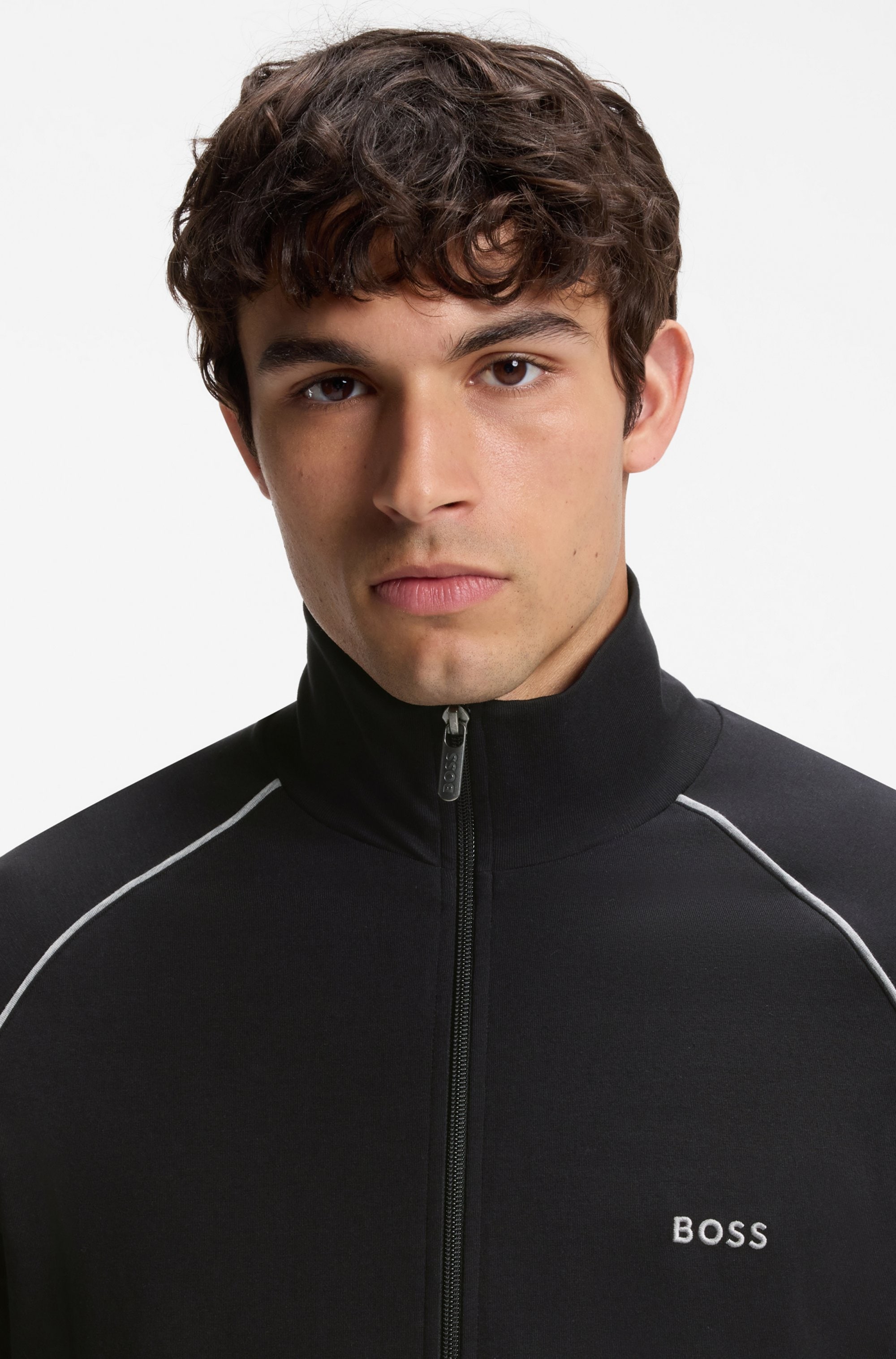 BOSS Sweatjacke »Mix&Match Jacket Z« mit Kontrastnaht am Ärmel