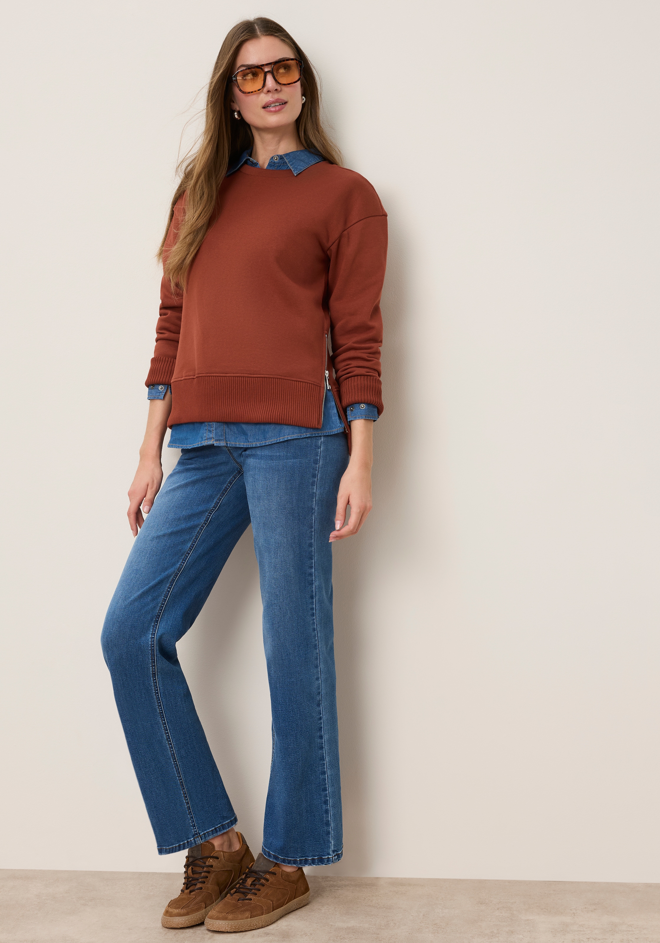 Tamaris Sweatshirt »mit seitlichen Reißverschlüssen«, aus elastischer Baumwollqualität
