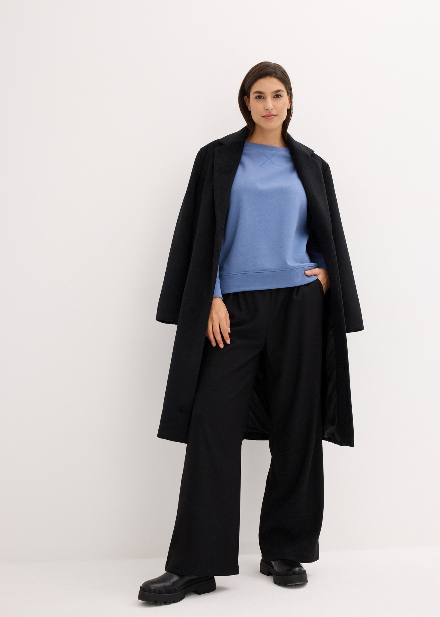 bonprix Sweatshirt »Sweatshirt«, klassischer Rundhalsausschnitt, bequeme Passform, ohne Verschluss
