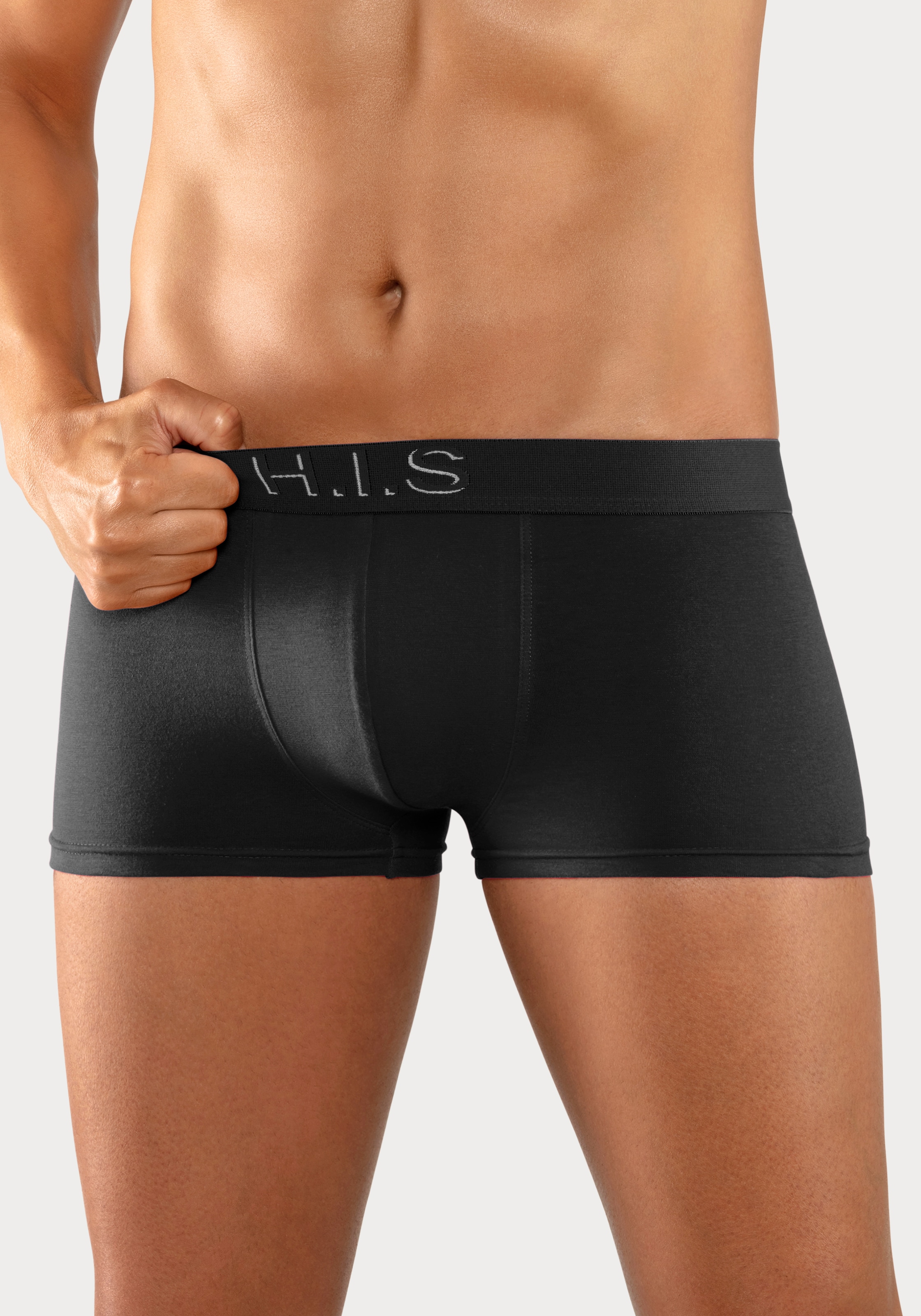 H.I.S Hipster, (Packung, 5 St.), knapp sitzende Boxershorts am Webbund mit Logoschriftzug mit 3D Effekt