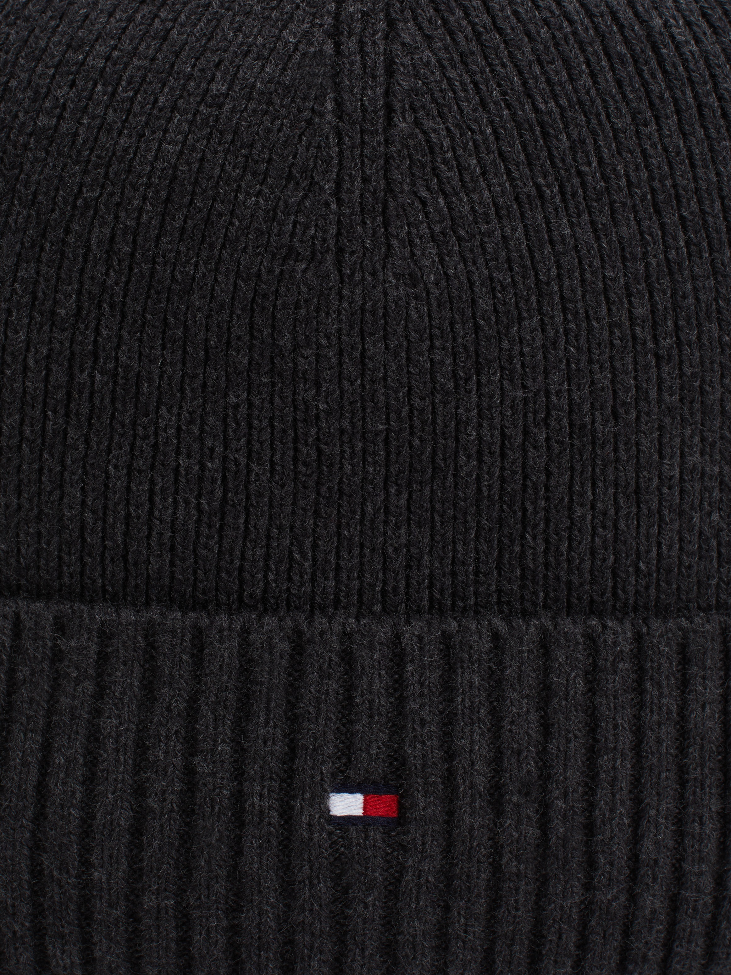 Tommy Hilfiger Strickmütze »TH FLAG PIMA COTTON BEANIE« Beanie mit Logostickerei, mit Kaschmiranteil Unisex