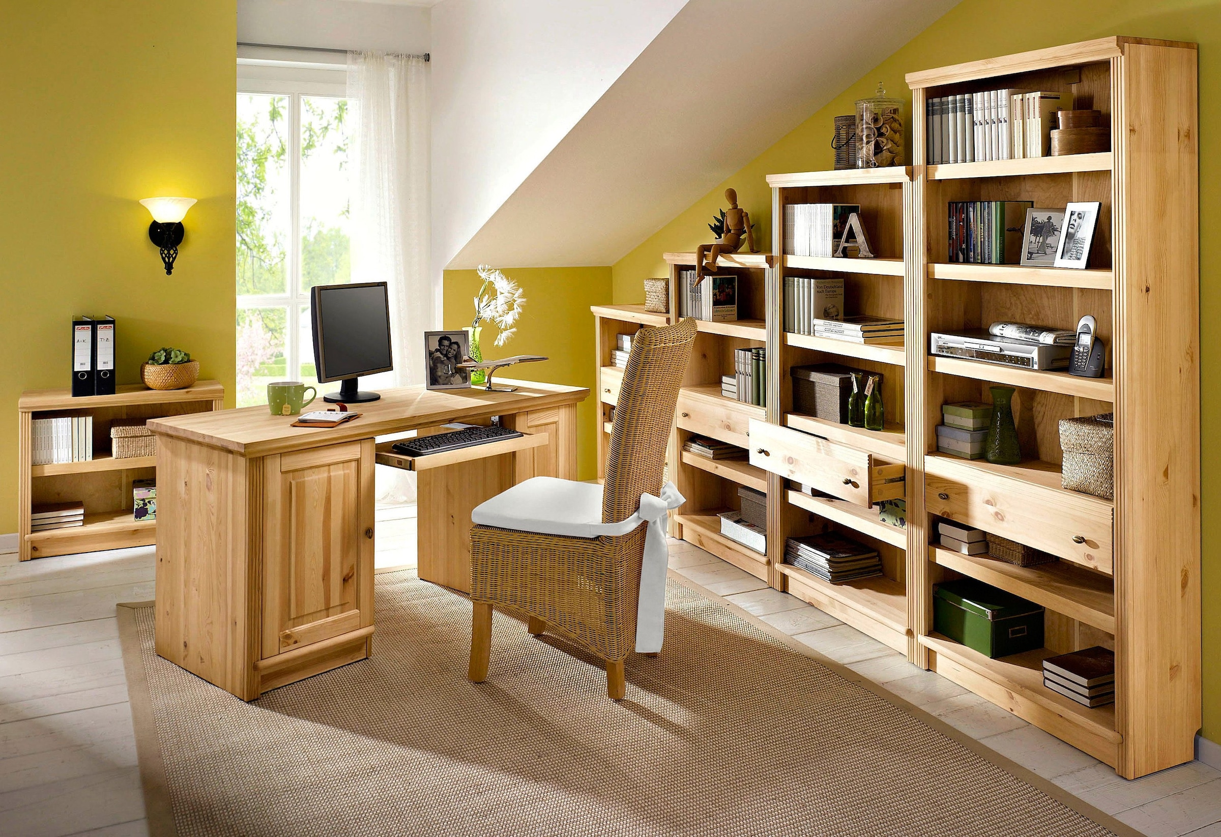 Home affaire Standregal »Soeren«, Aus massiver Kiefer, Maße (B/T/H): 80/29/67 cm