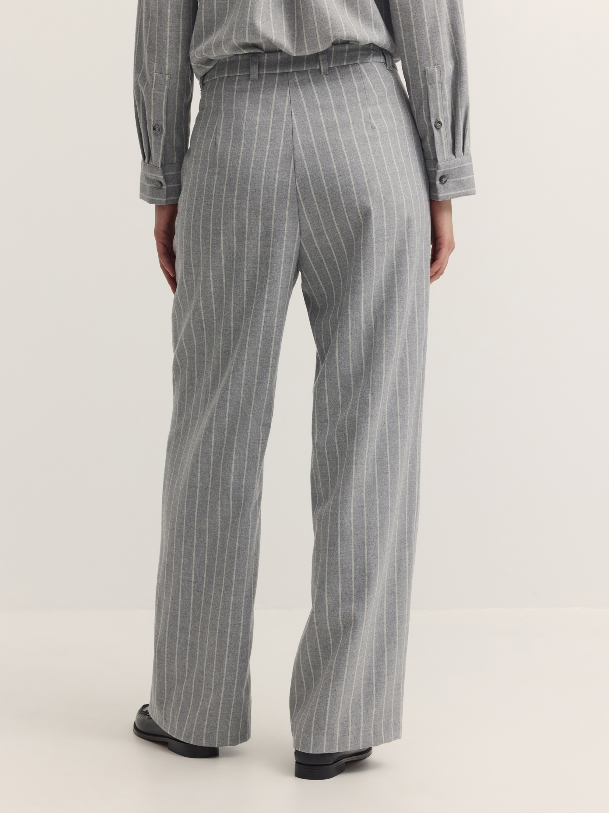 bugatti Stoffhose »Modern Fit«  Modern Fit Bundfaltenhose Gestreift