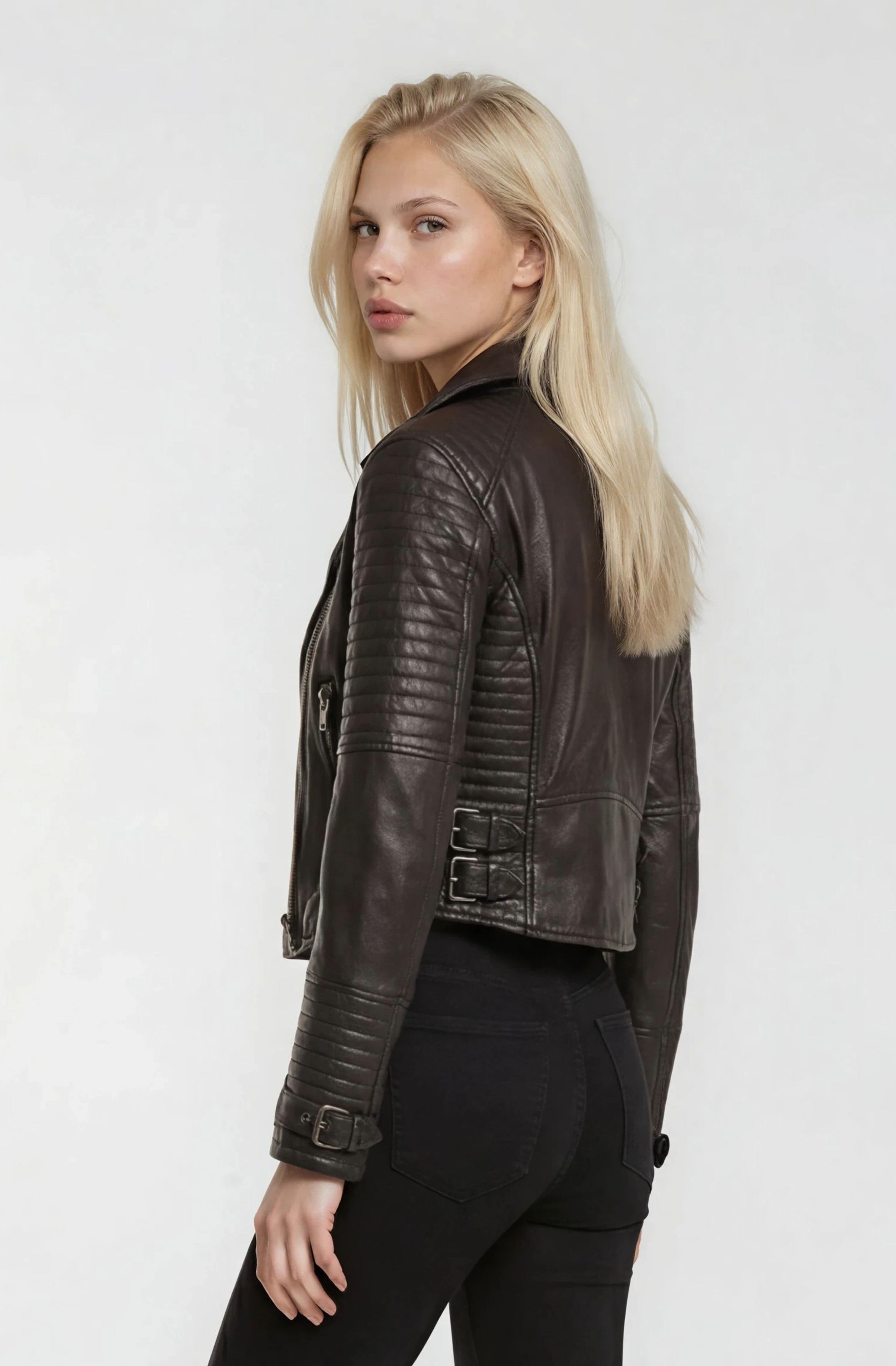 trueprodigy Lederjacke »Freya mit Reißverschluss Details« ohne Kapuze