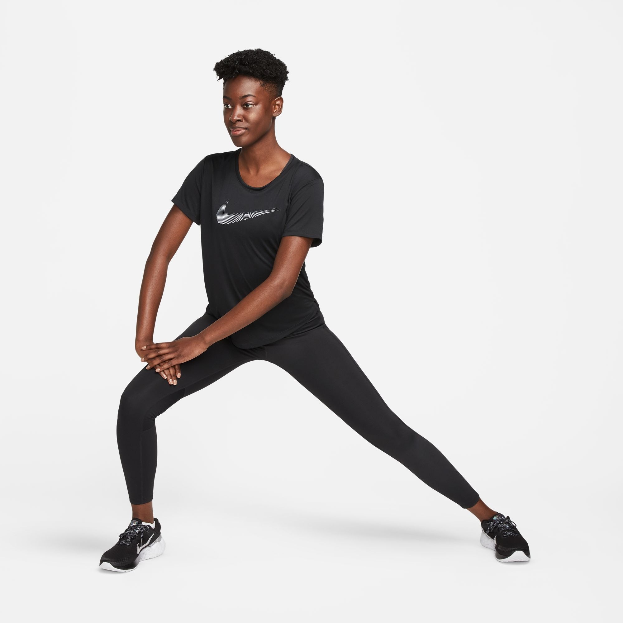 Nike Laufshirt »DRI-FIT SWOOSH WOMEN'S SHORT-SLEEVE RUNNING TOP«