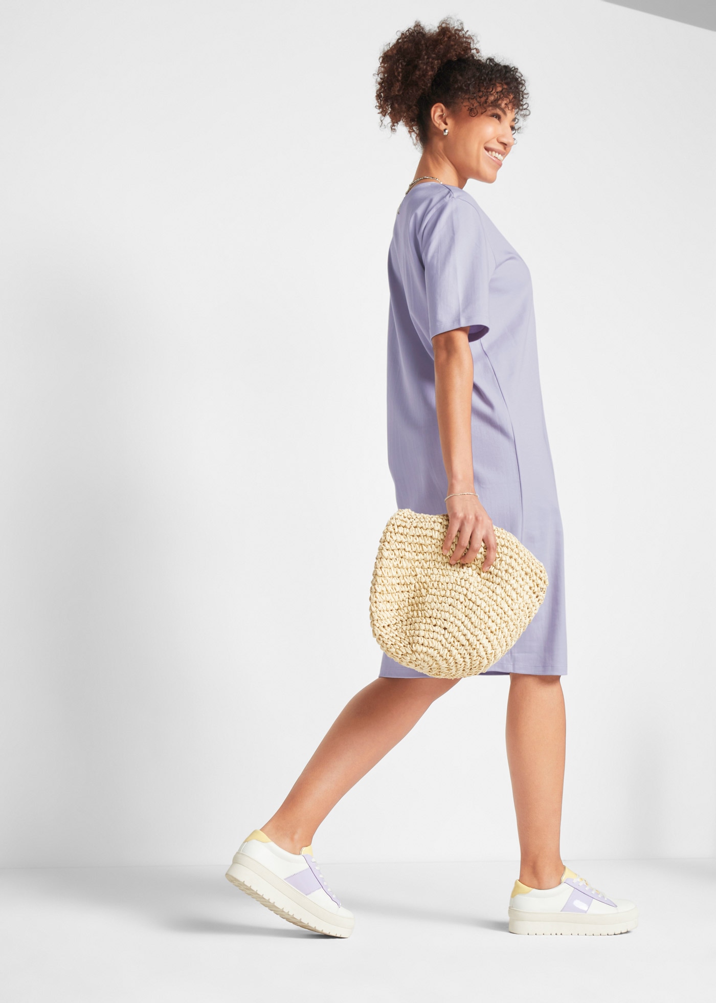 bonprix Shirtkleid »Oversize-T-Shirtkleid aus reiner Baumwolle (2er Pack)« Packung, 2 Stk. tlg. für Alltag, mit Rundhalsausschnitt, Kurzarm, Oversize Passform