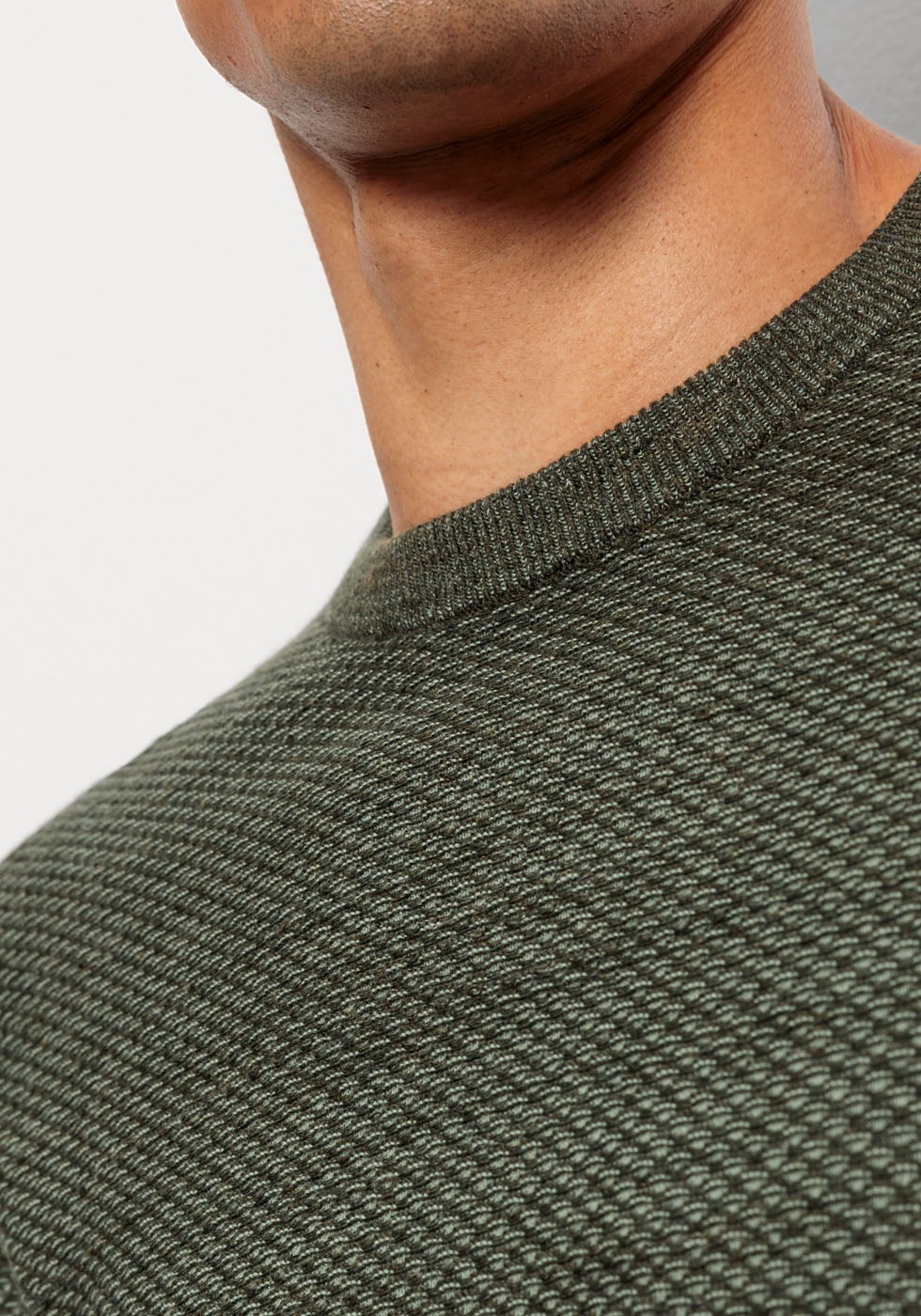 OLYMP Rundhalspullover »OLYMP Strick Casual«, mit effektvoller Strickstruktur in leichter Two-Tone-Optik