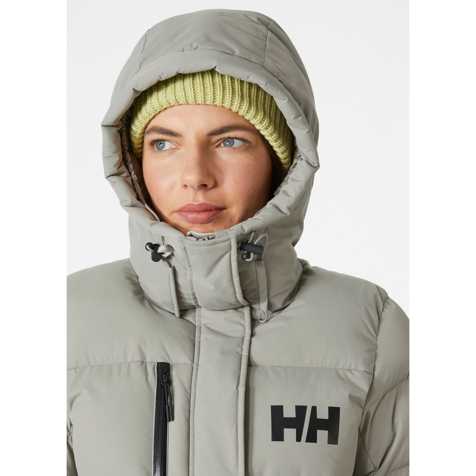 Helly Hansen Wintermantel »W ADORE PUFFY PARKA« mit synthetischer High Loft™ Isolierung, oberschenkellange Passform