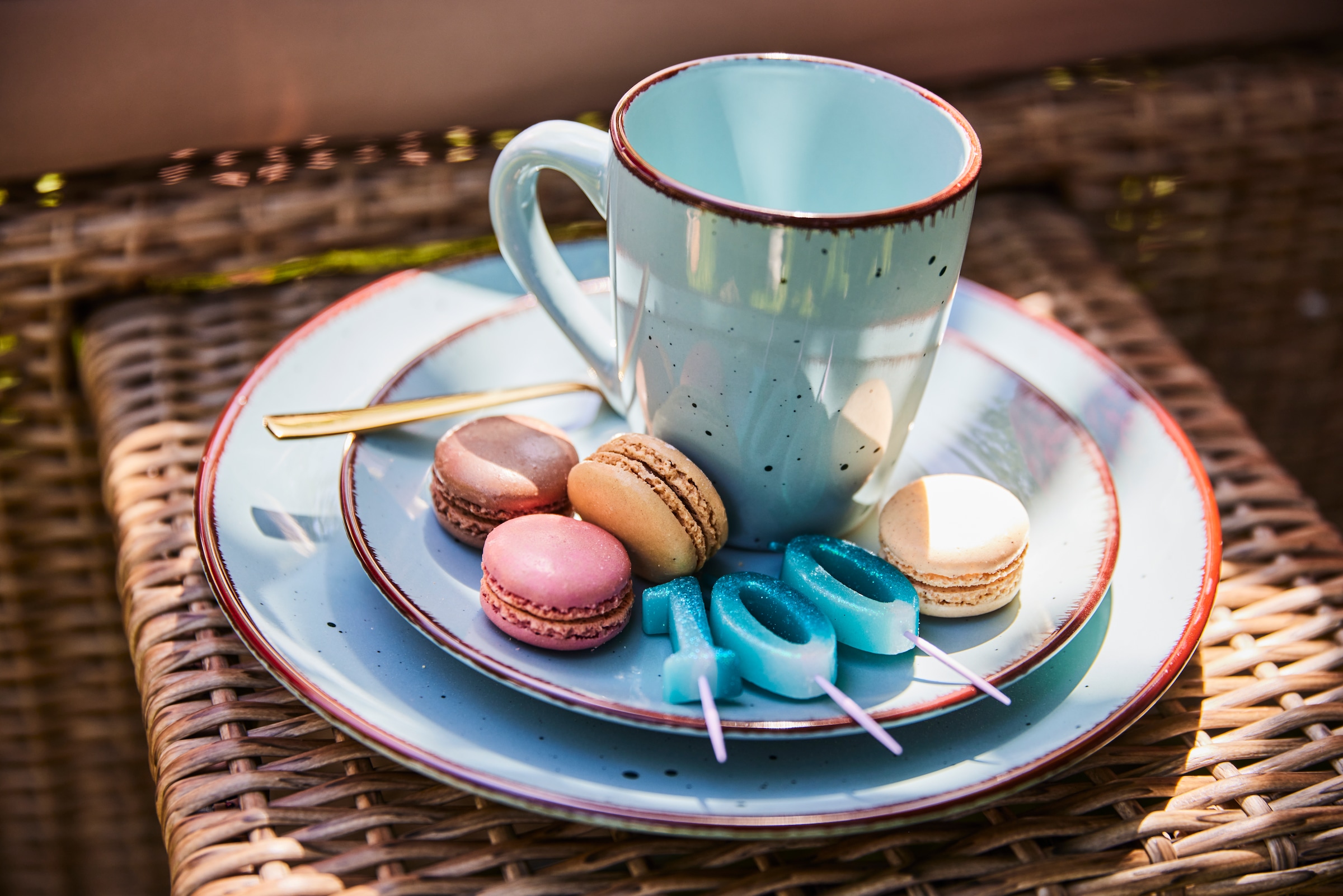 ARTE VIVA Kombiservice »Geschirr-Set, Service Puro«, (Set, 16 tlg., Kaffeebecher, Dessertteller, Speiseteller, Müslischalen), vom Sternekoch Thomas Wohlfarter empfohlen, 16 Teile, für 4 Personen