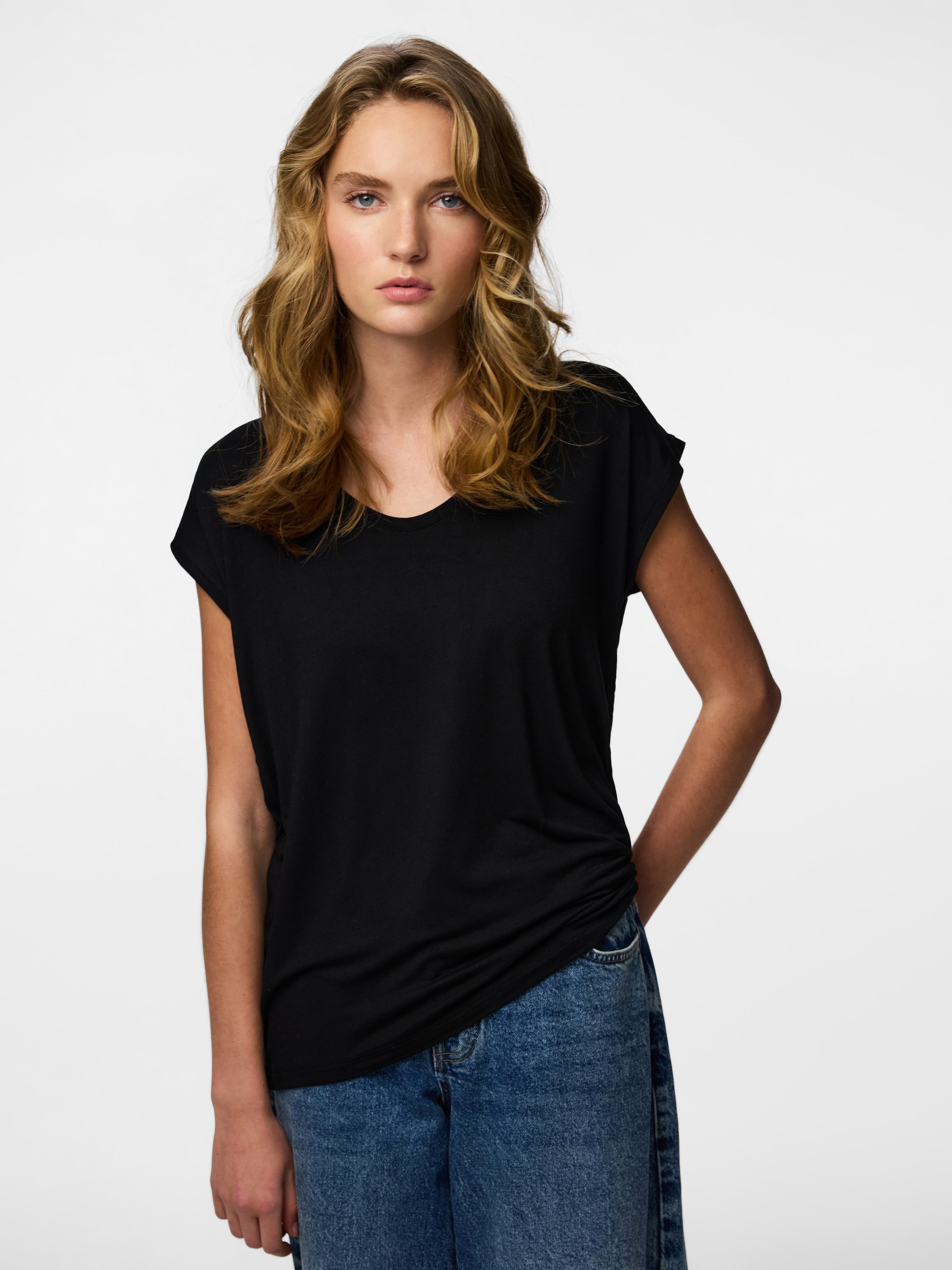 pieces Rundhalsshirt »PCBILLO TEE SOLID NOOS BC«